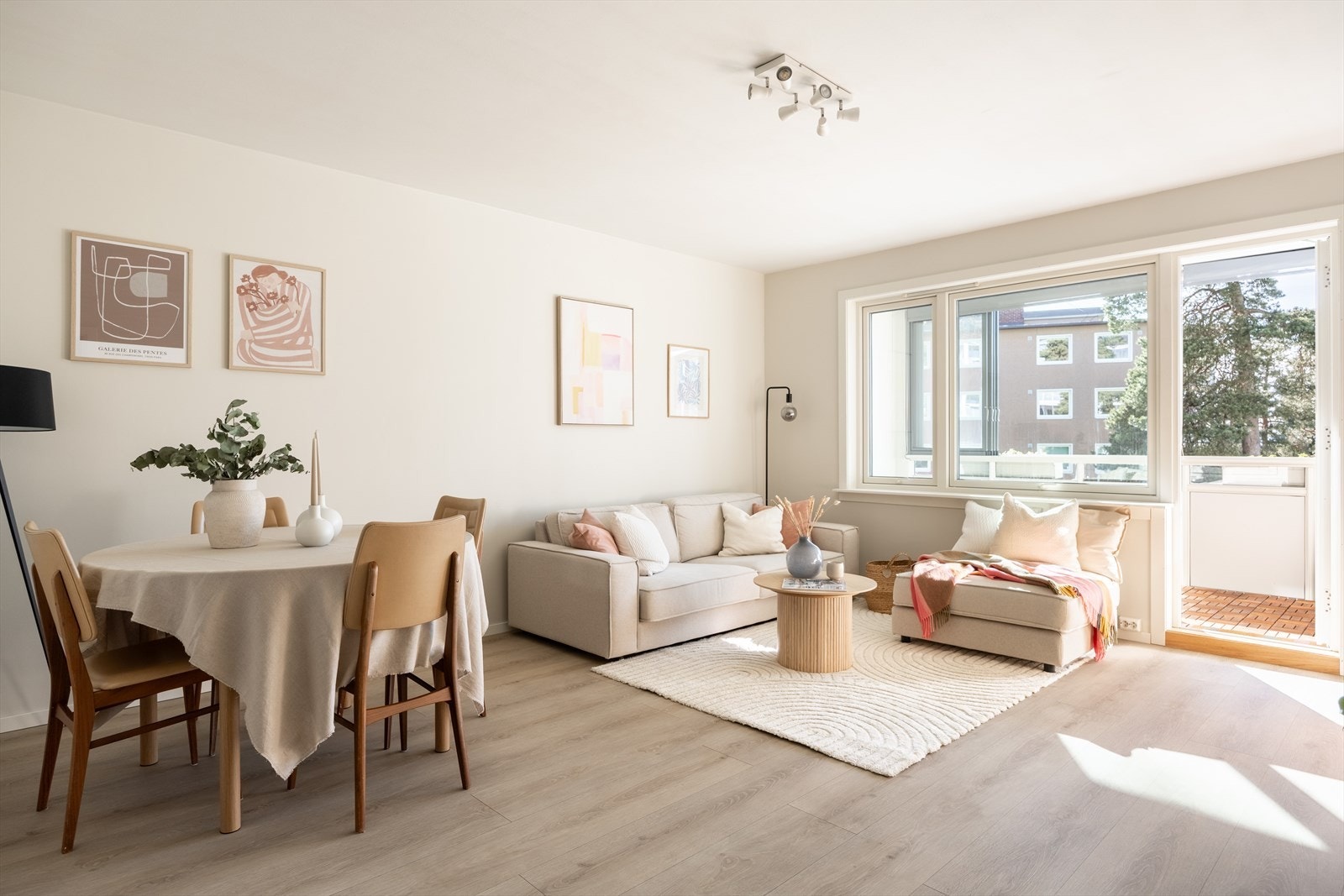 Velkommen til Mekanikerveien 24, presentert av Thomas Ringsvold ved Nordvik Bygdøy Allè Galleribilde