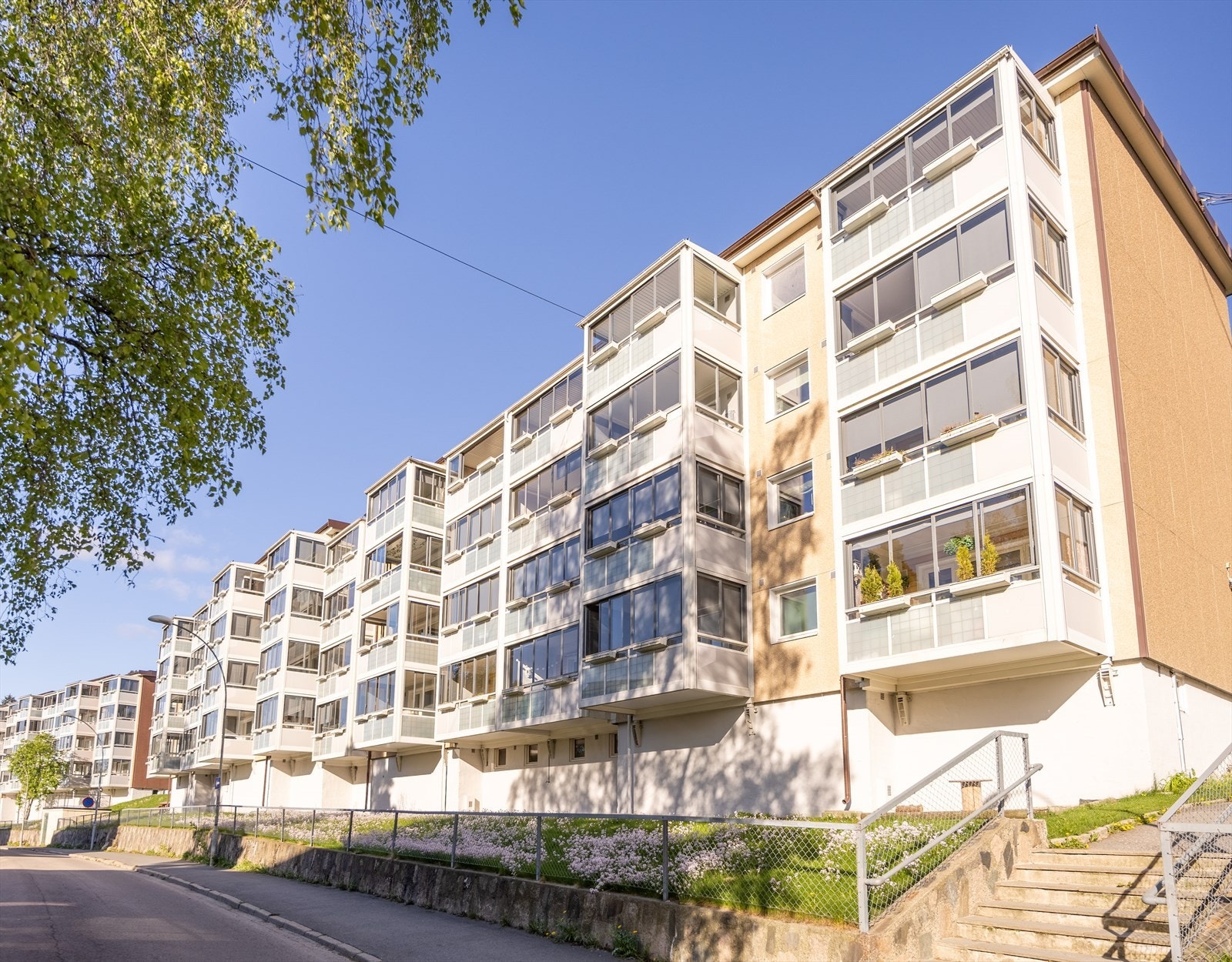 Borettslaget består av 344 andelsleiligheter og er et godt drevet borettslag Galleribilde