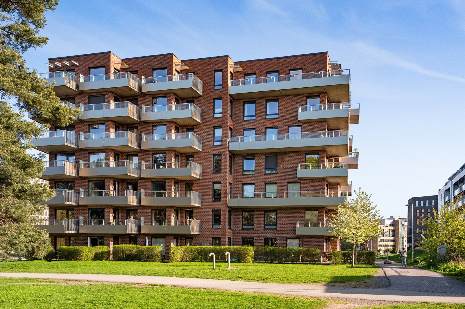 Leiligheten har en attraktiv beliggenhet i et rolig, men sentralt boligområde like ved Valle Hovin . Galleribilde