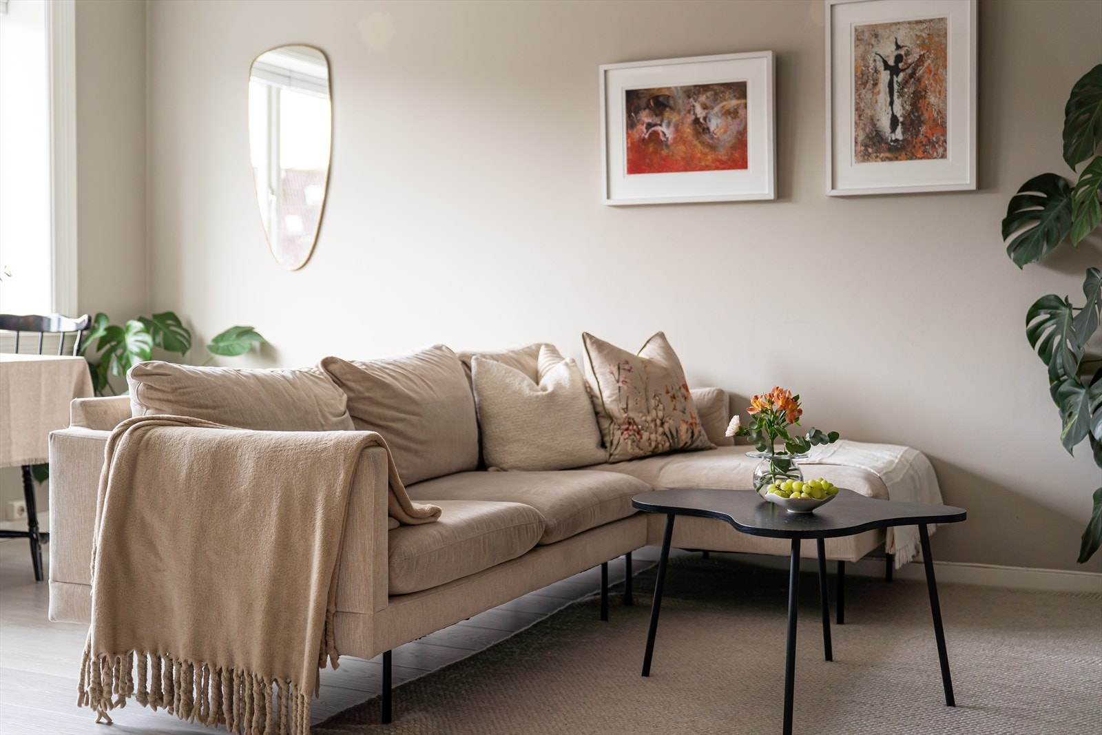 Felleskostnadene inkluderer blant annet internett og à-konto varmtvann. Galleribilde