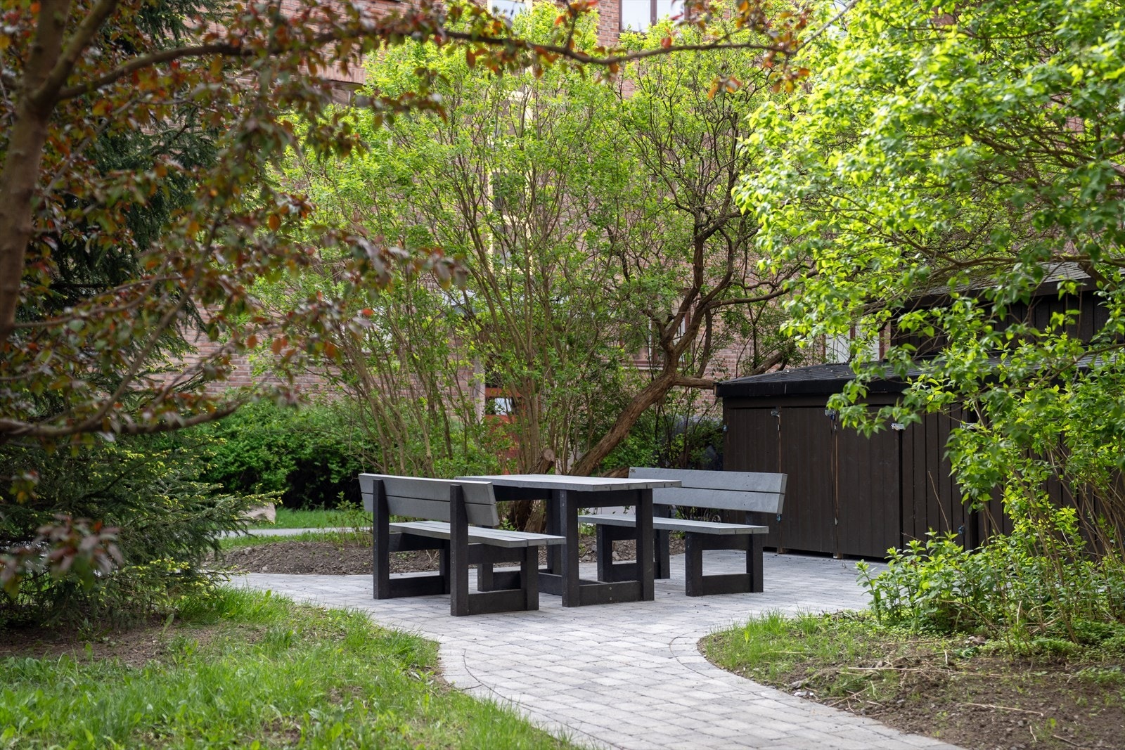 Eksternt disponerer leiligheten én bod i kjelleren på ca. 4,7 m² og én bod på loftet på ca. 7 m². Galleribilde