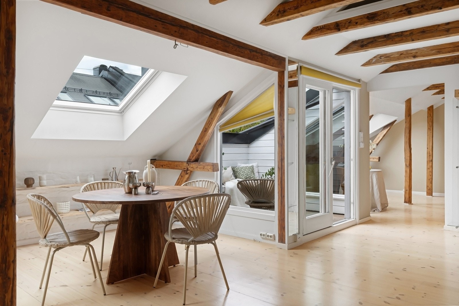 Loftsleiligheten er pusset opp senere år Galleribilde