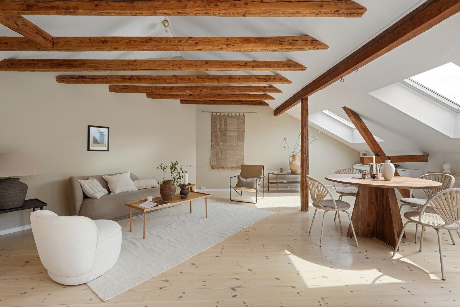 Boligen har svært gode lysforhold Galleribilde