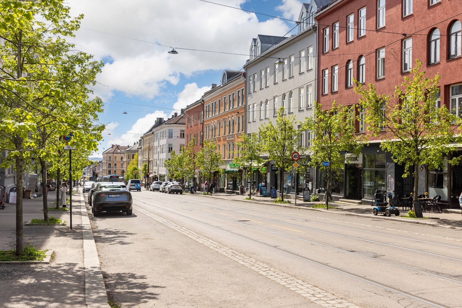 I Vogts gate(sidegaten) finner du slakteren Strøm Larsen, butikker, caféer og restauranter. Galleribilde