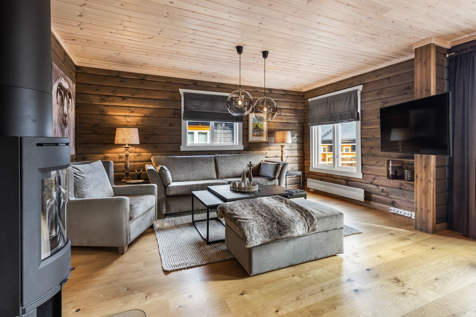 Stuen er av en fin størrelse med god plass til sitteplass for venner og familie. Galleribilde