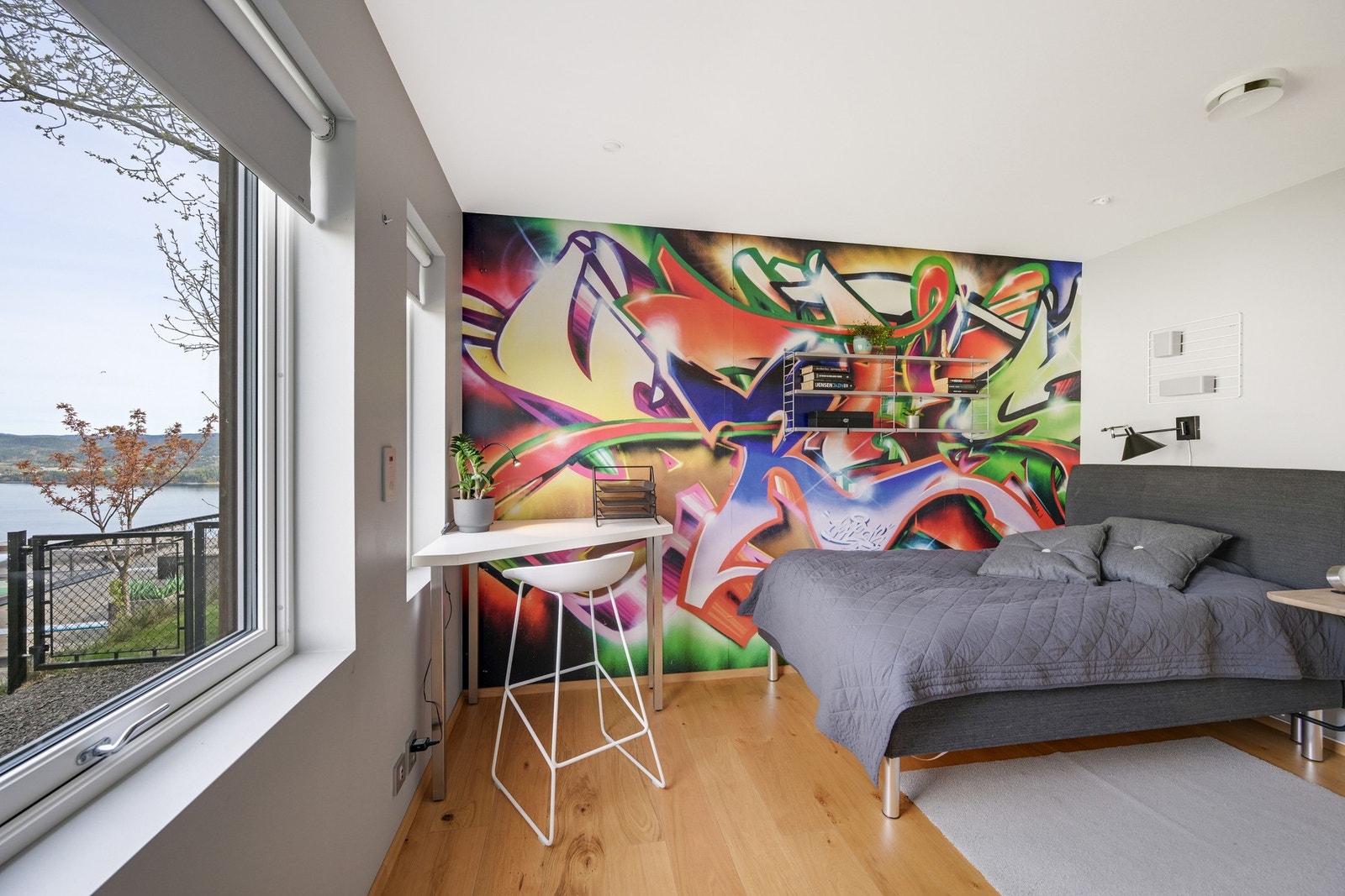 Alle soverommene har innfelt ELKO Sound radio og høyttaler. Galleribilde