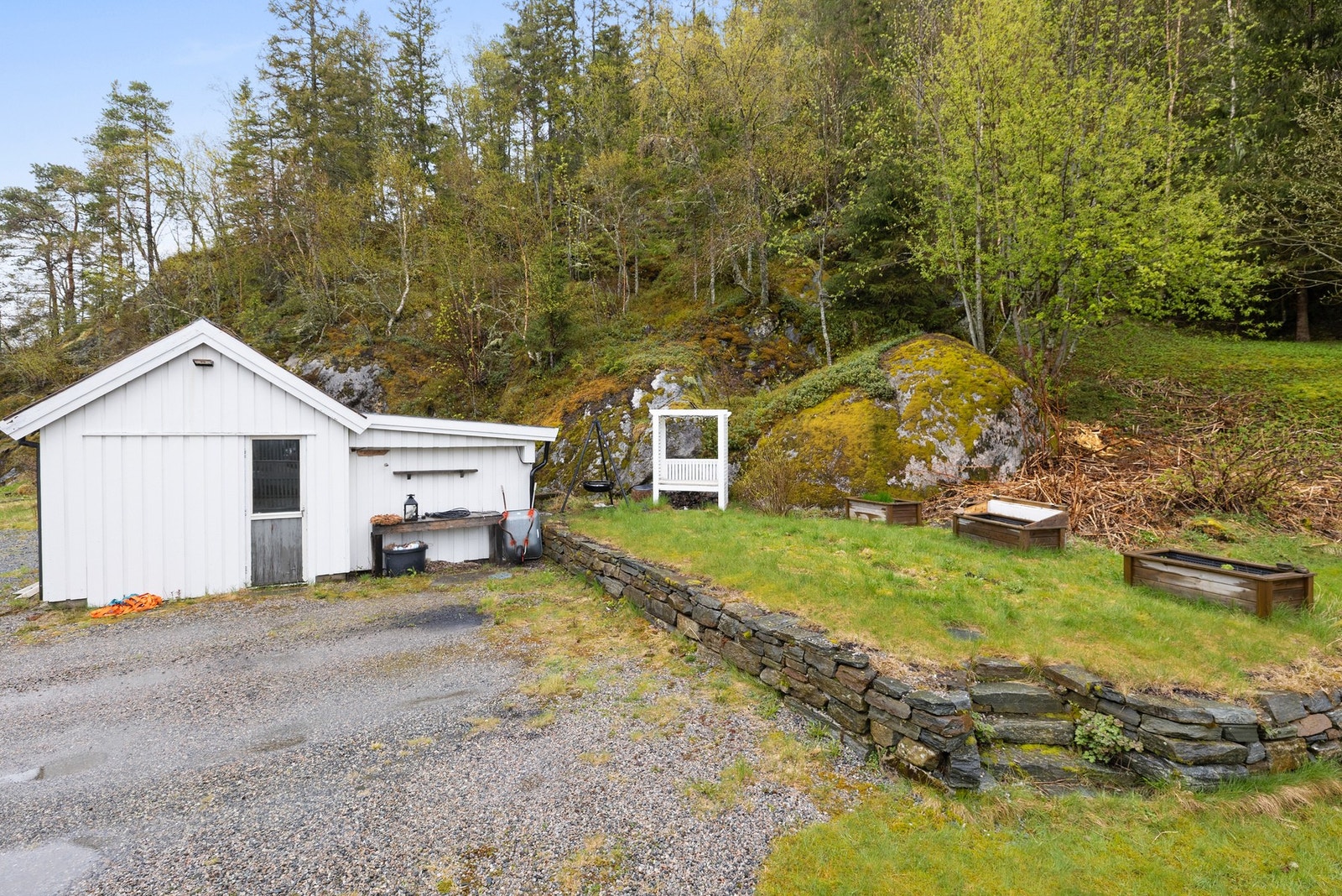 Gruslagt innkjørsel. Galleribilde