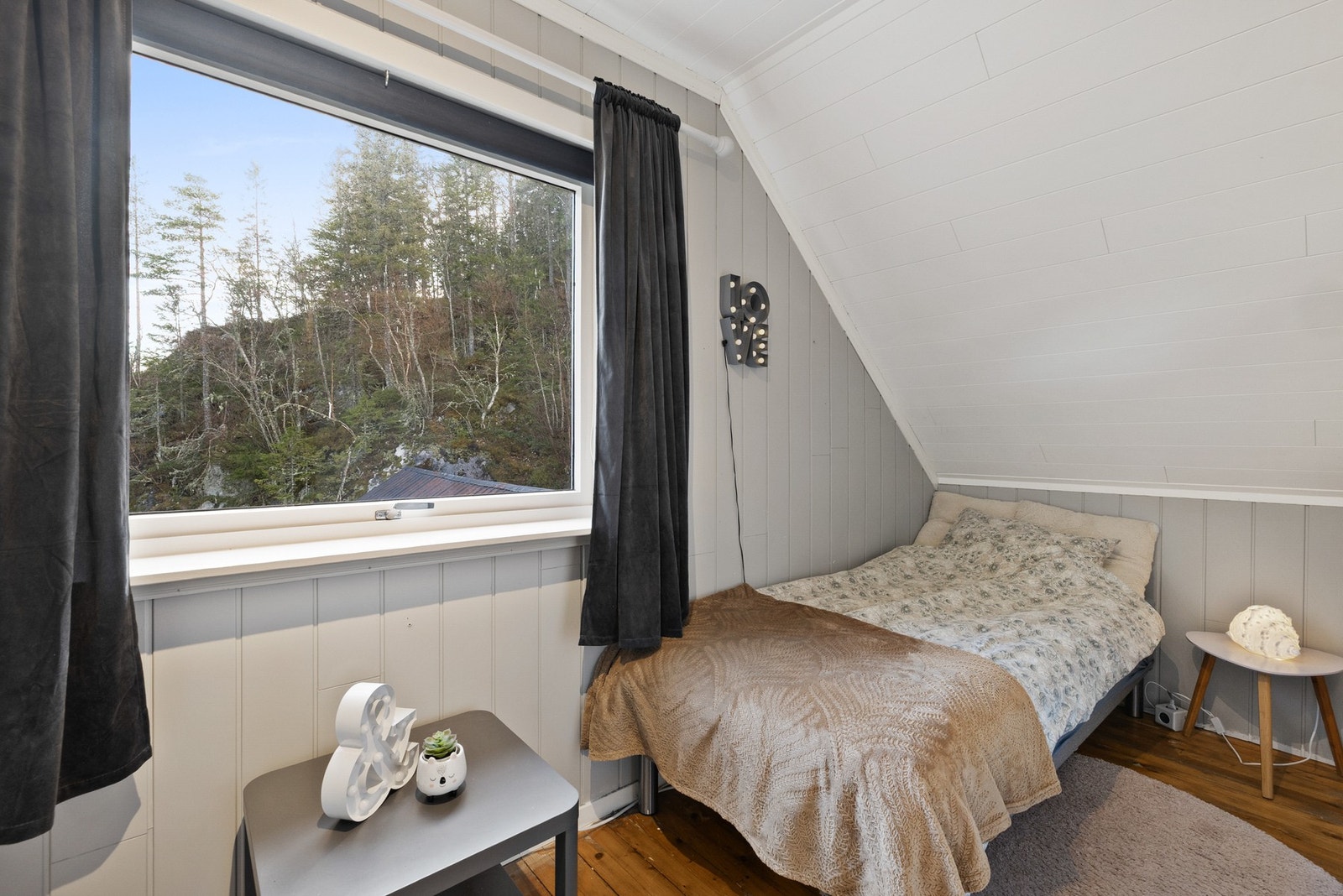 Soverom. Galleribilde