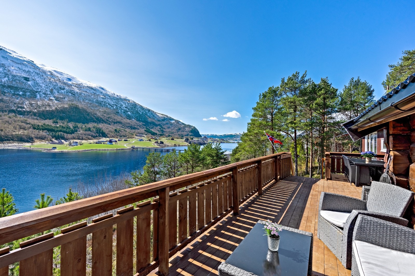 Veranda Galleribilde