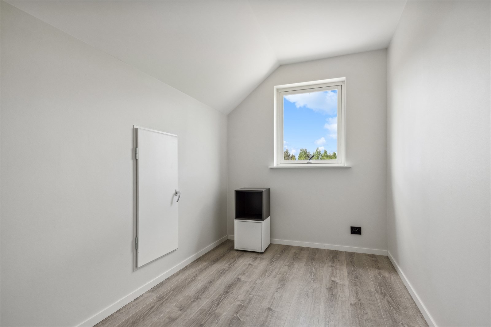 Soverom som også kan brukes som en ekstra bod eller kontor. Galleribilde