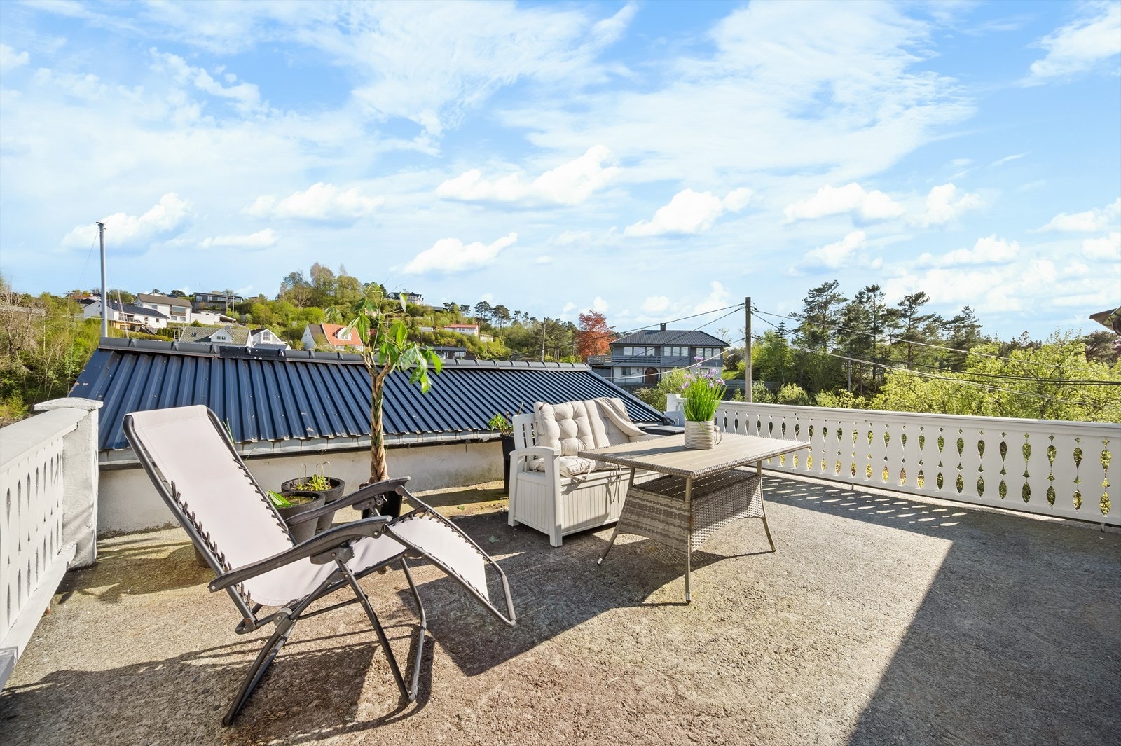Boligen har to terrasser Galleribilde