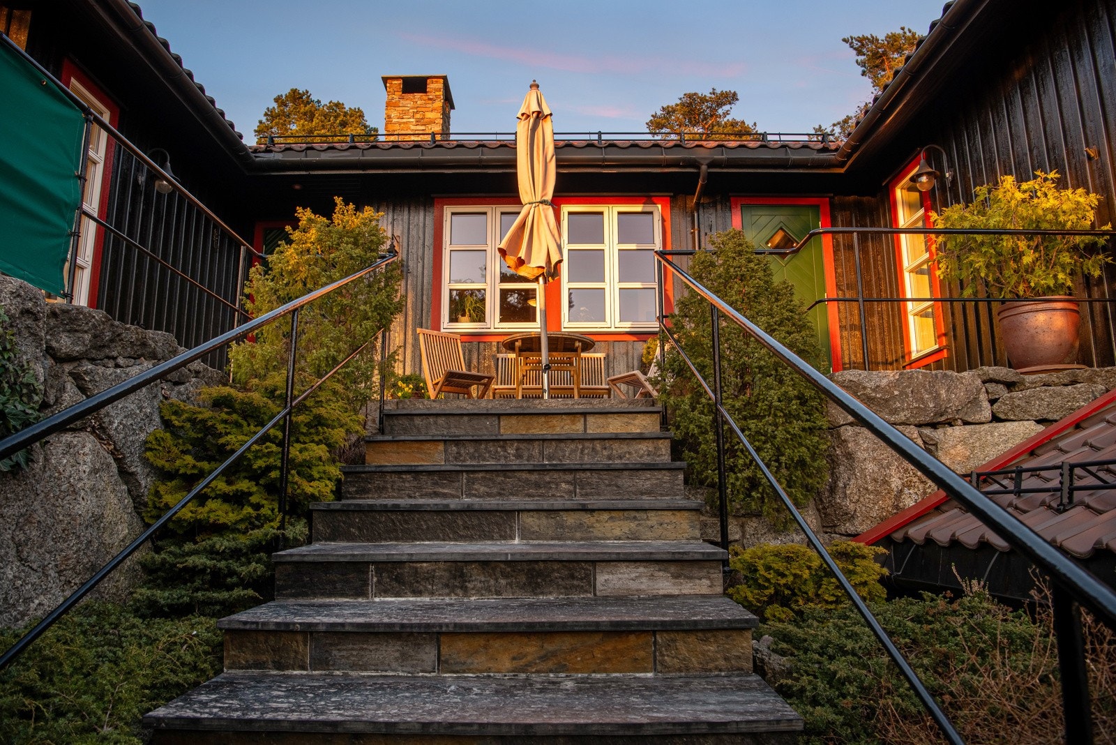 Fritt, høyt og luftig beliggende på Virikkollen - velkommen inn Galleribilde