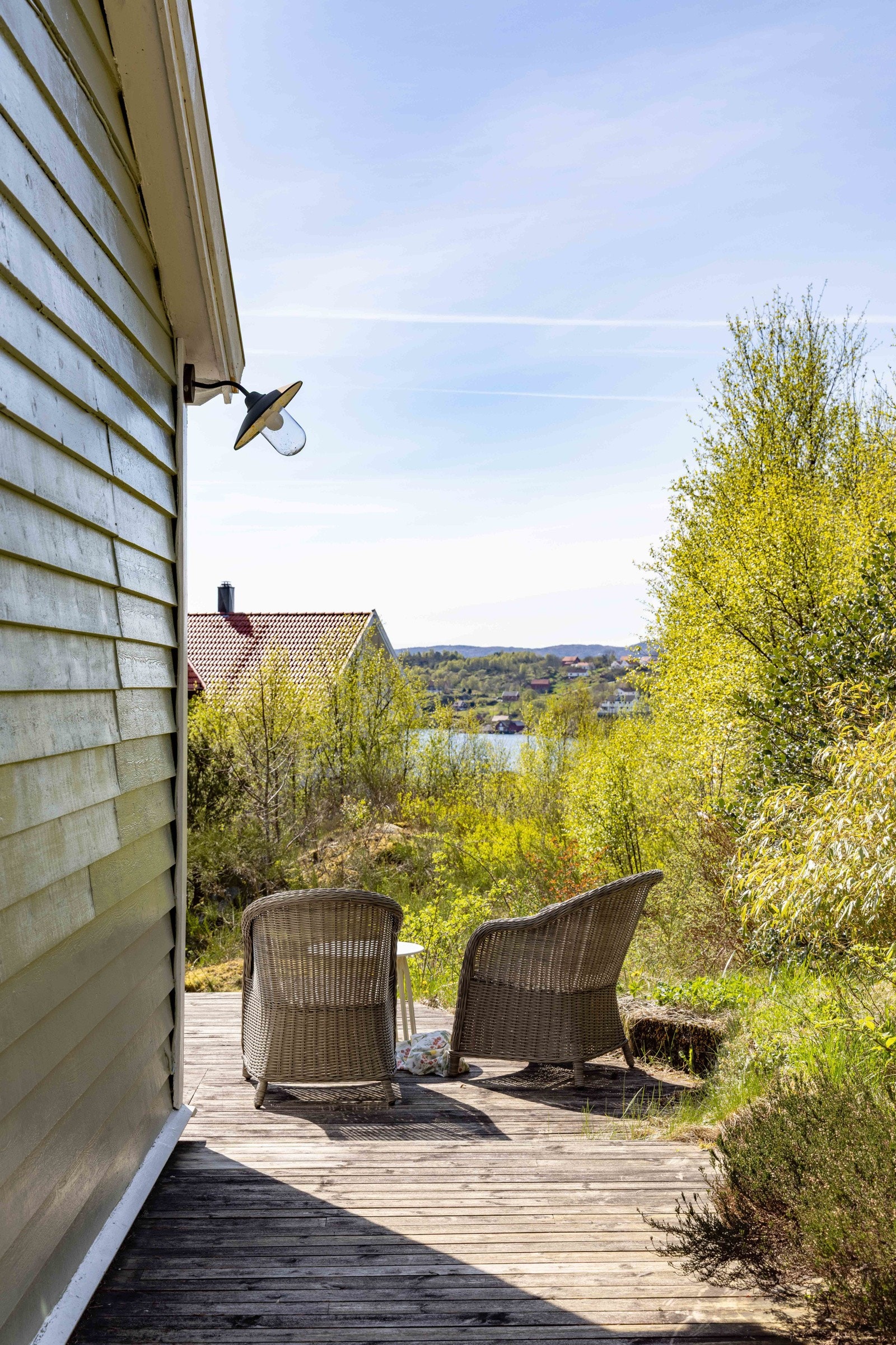 Kveldene varer litt lenger her - med direkte tilgang til gress og grønne omgivelser. Galleribilde