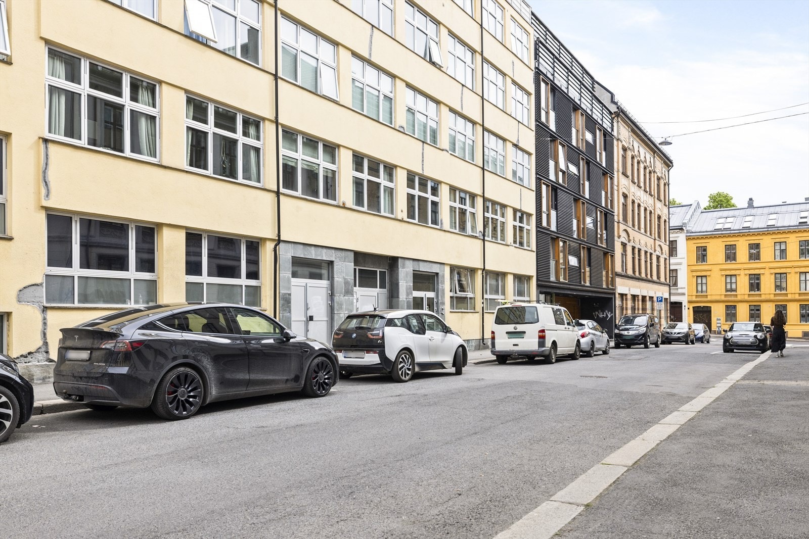 Gateparkering like ved leiligheten Galleribilde