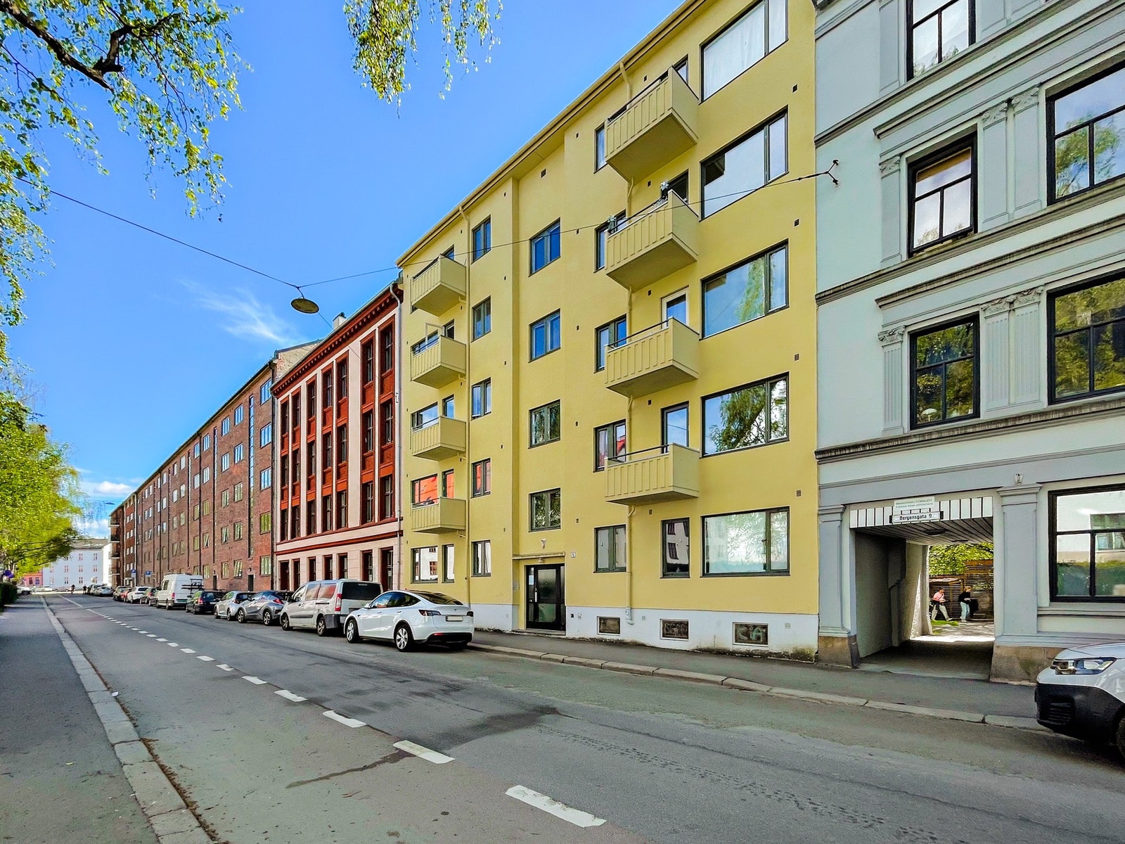 Fasade og inngangsparti Galleribilde