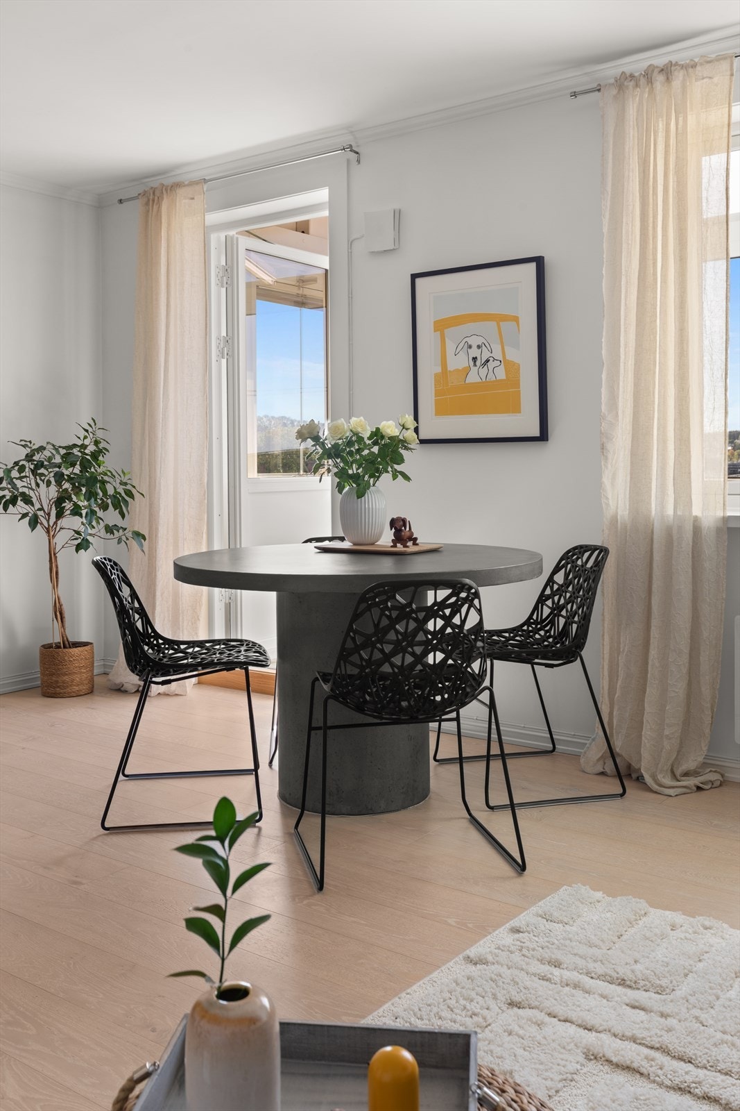 Her bor man høyt og fritt med så og si ingen innsyn! Galleribilde