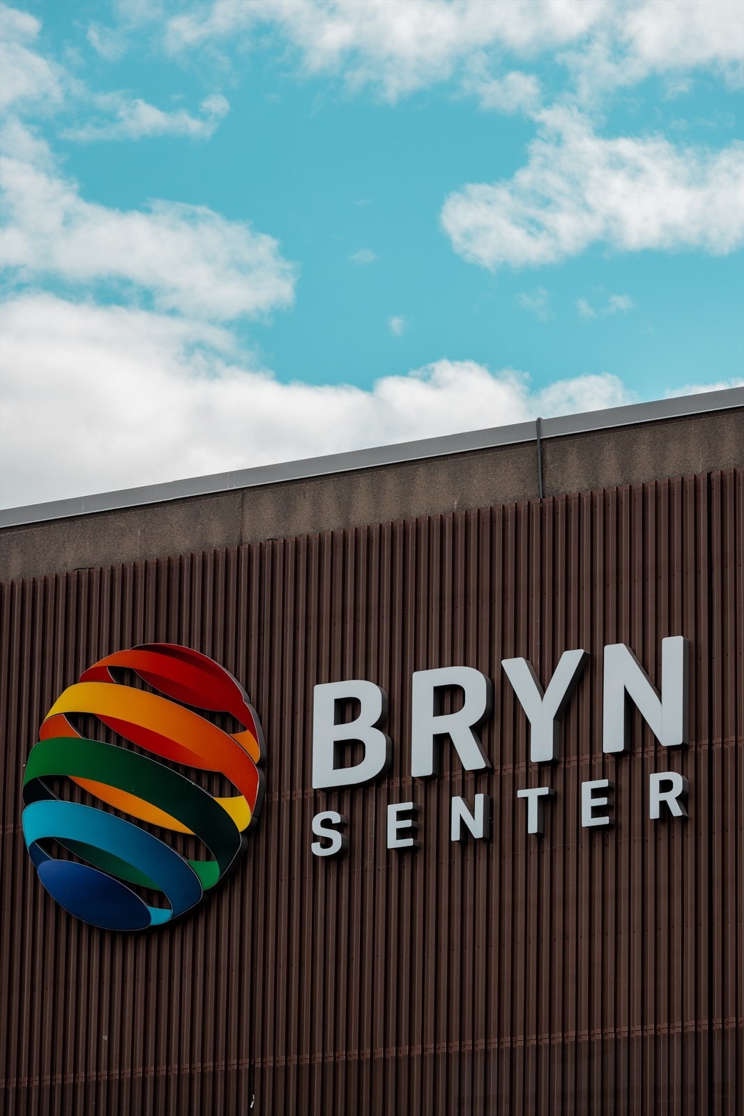 Kort vei til Fyrstikktorget, Bryn senter og Tveita senter med de fleste servicetilbud og fasiliteter du skulle trenge. Galleribilde