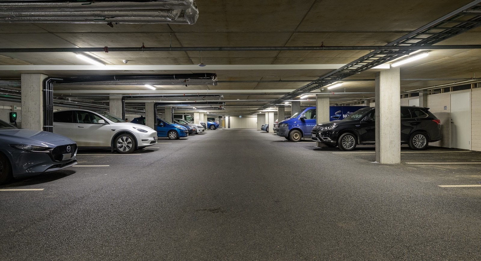 Parkering i lukket anlegg Galleribilde