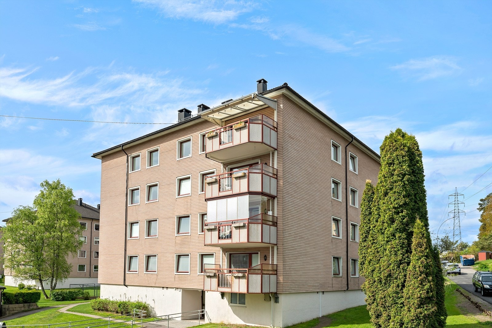 Her bor du i et veldrevet borettslag med god vedlikeholdshistorikk. Galleribilde