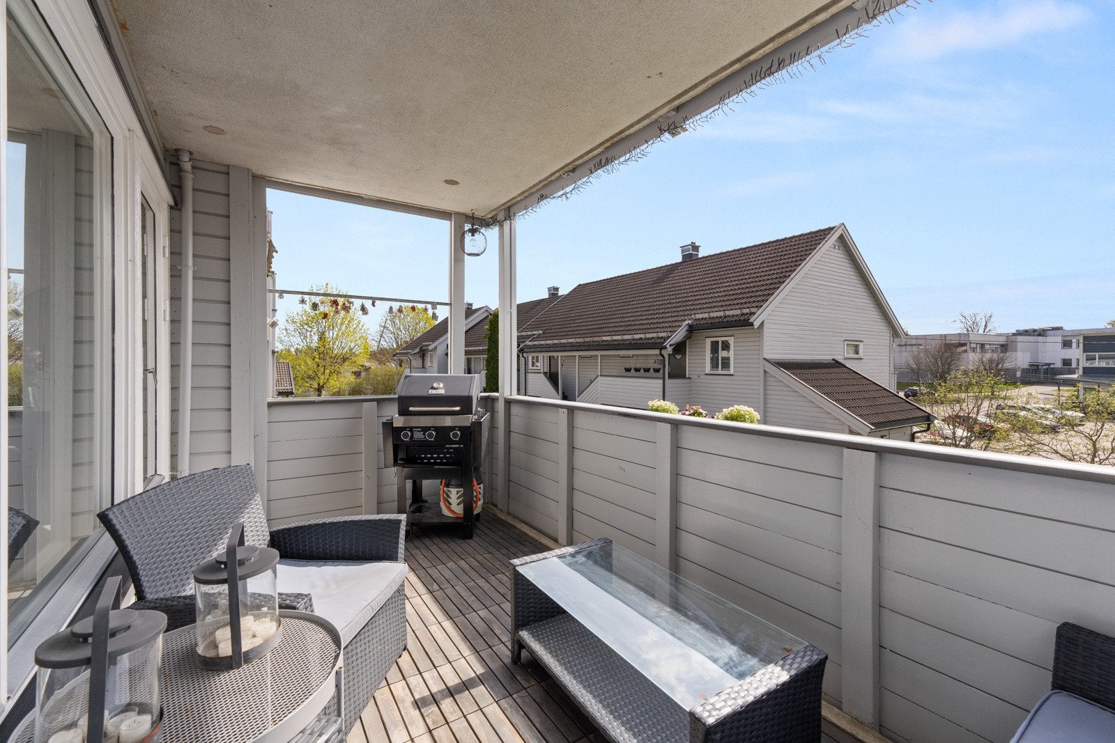 Leiligheten ligger fint til i byggets 2.etasje og har en gjennomgående og god planløsning. Galleribilde