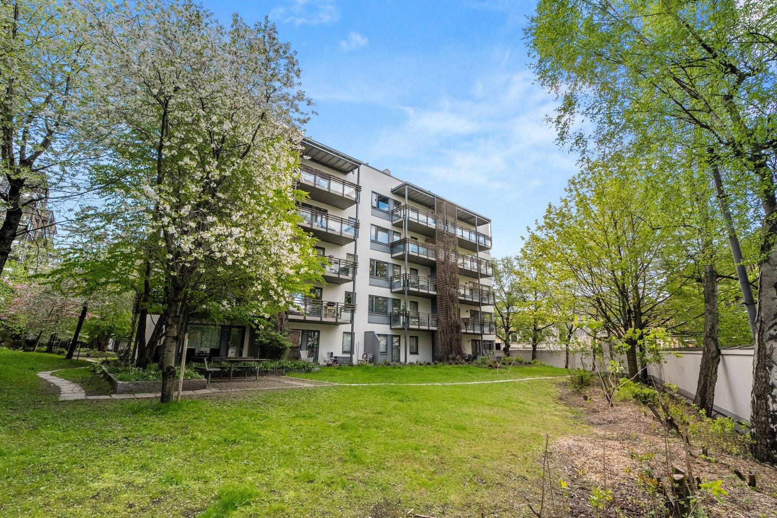 Leiligheten har en utmerket beliggenhet, kun en kort spasertur fra Oslo sentrum. Galleribilde