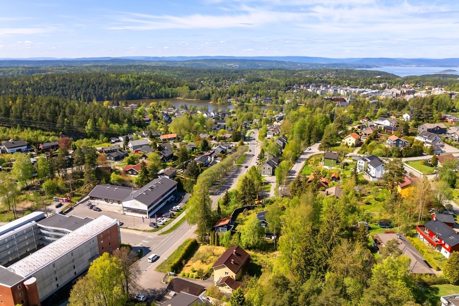 Nærhet til rekreasjonsområder som Østmarka og Ingierstrand. Galleribilde