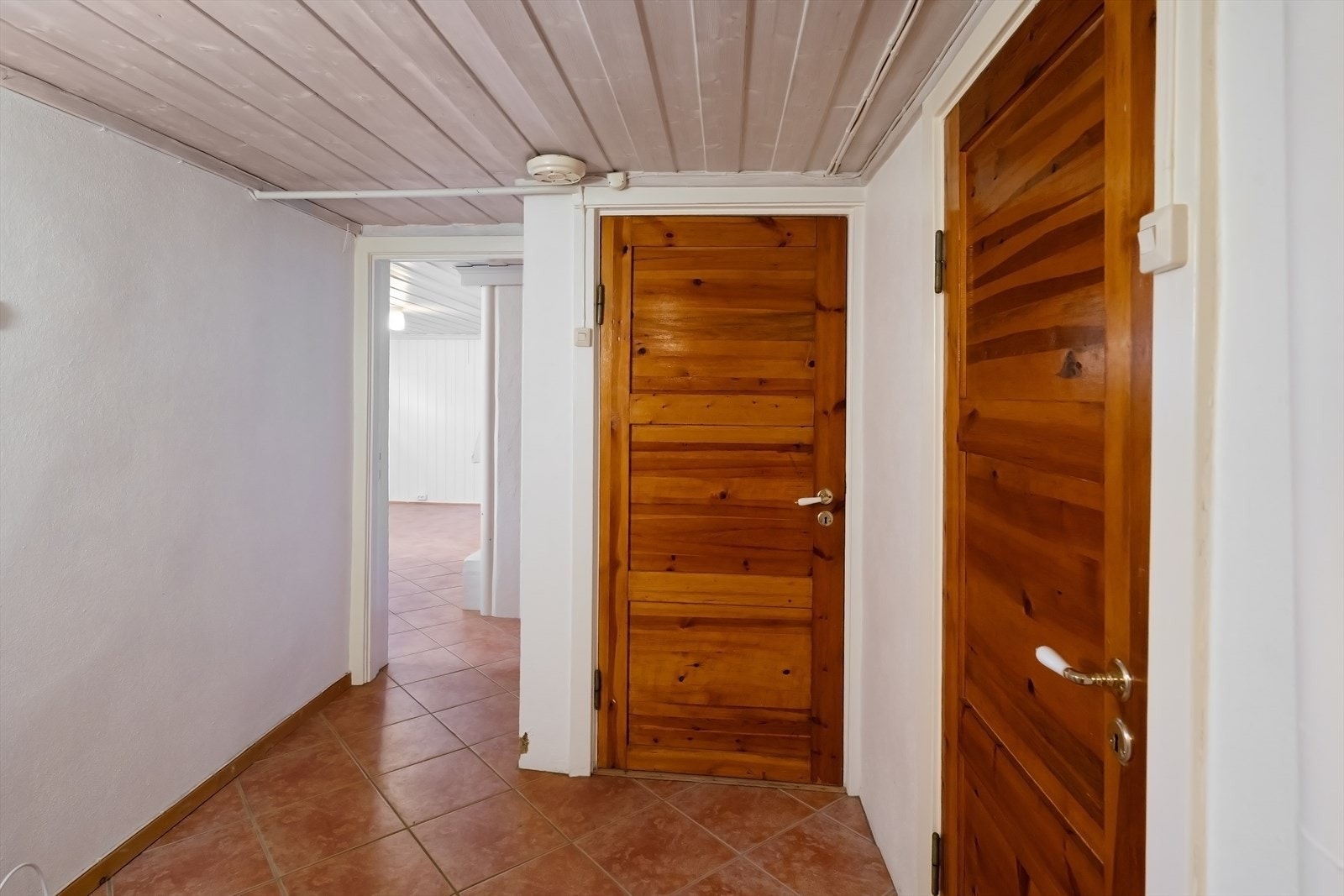 Underetasje. Galleribilde