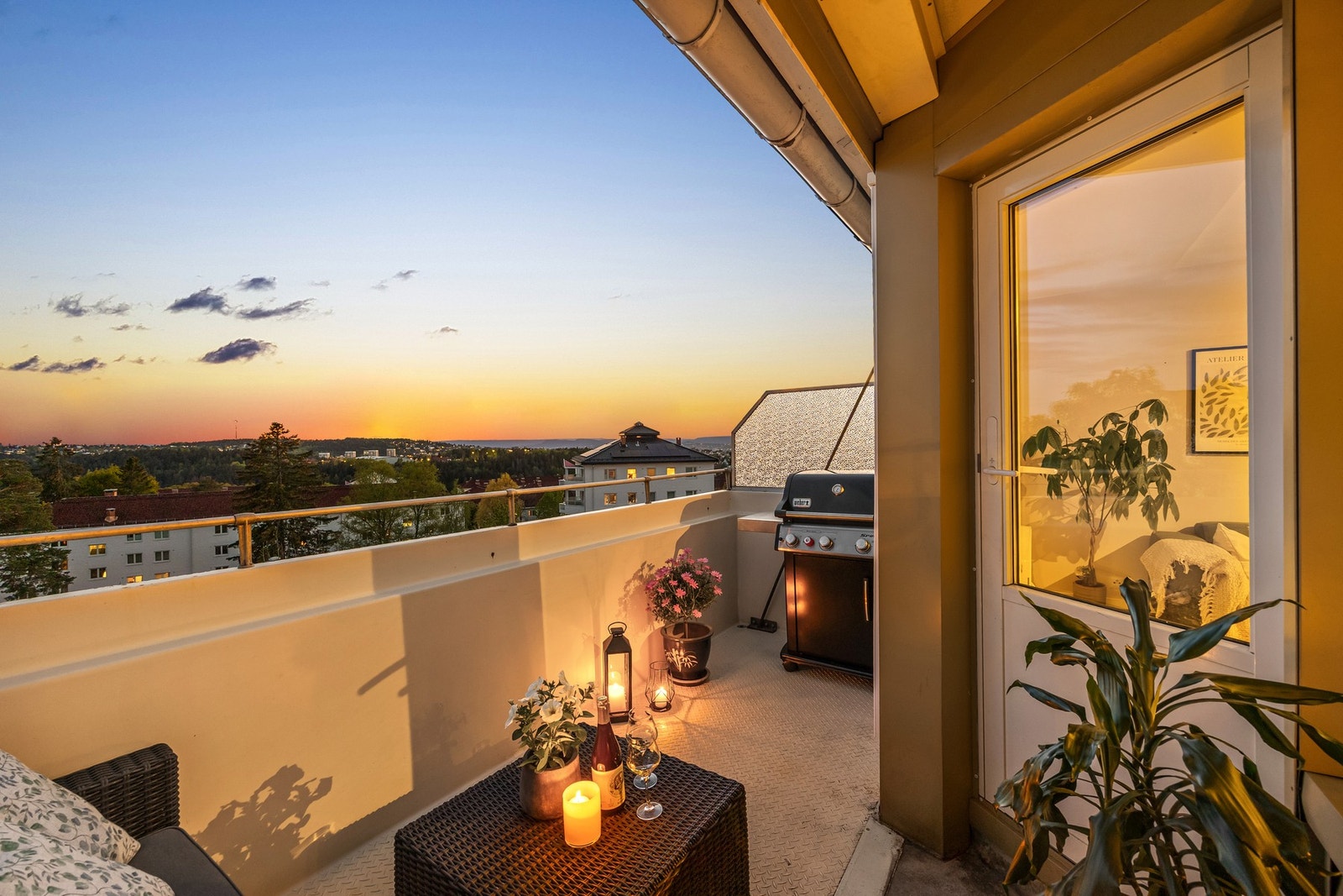 Velkommen til Løypeveien 2B! Presentert av Privatmeglere Fridtjof Sparbo og Marius Semmerud Berg. Galleribilde