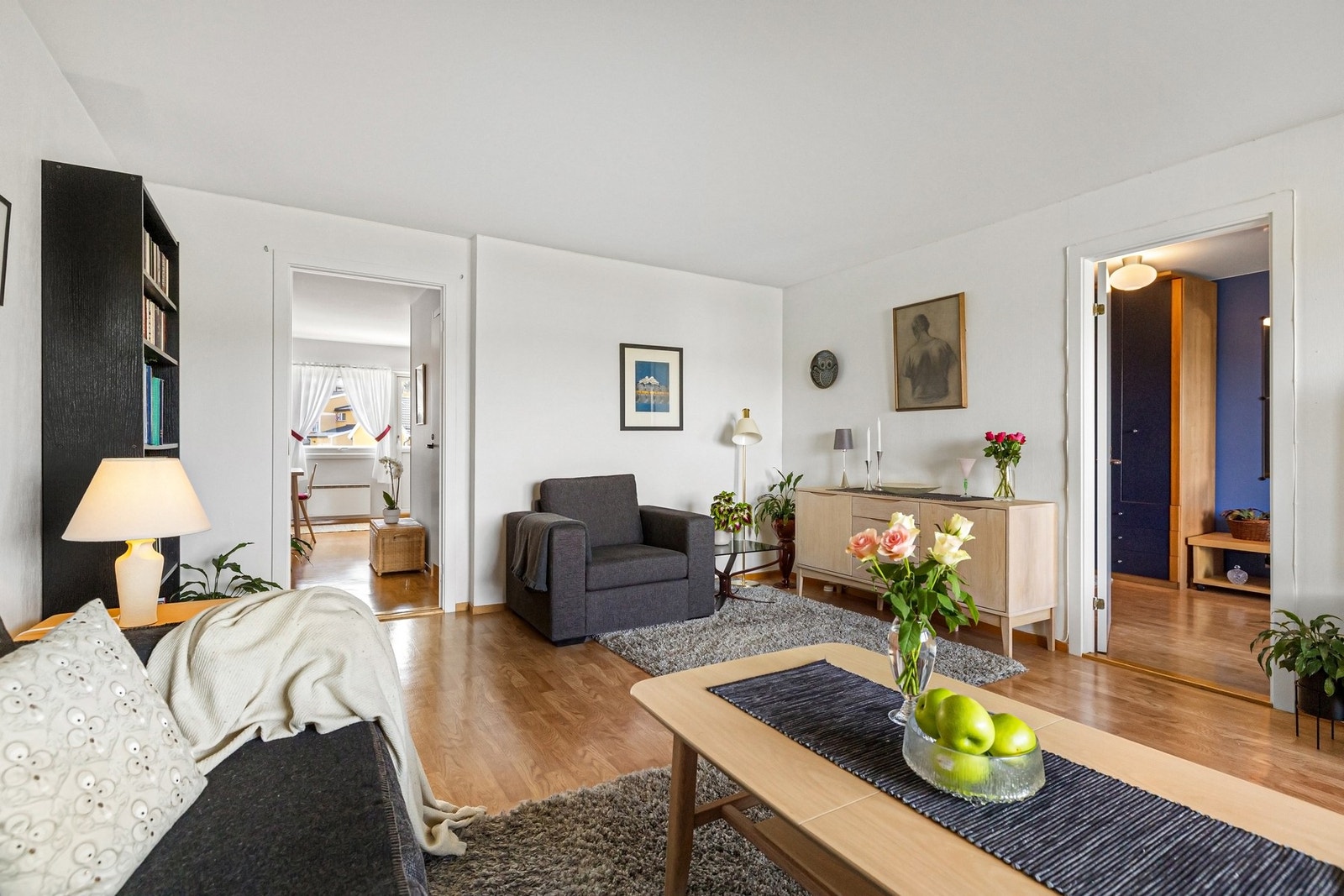 Boligen har 3 gode soverom, hvor ett har adkomst fra stuen Galleribilde