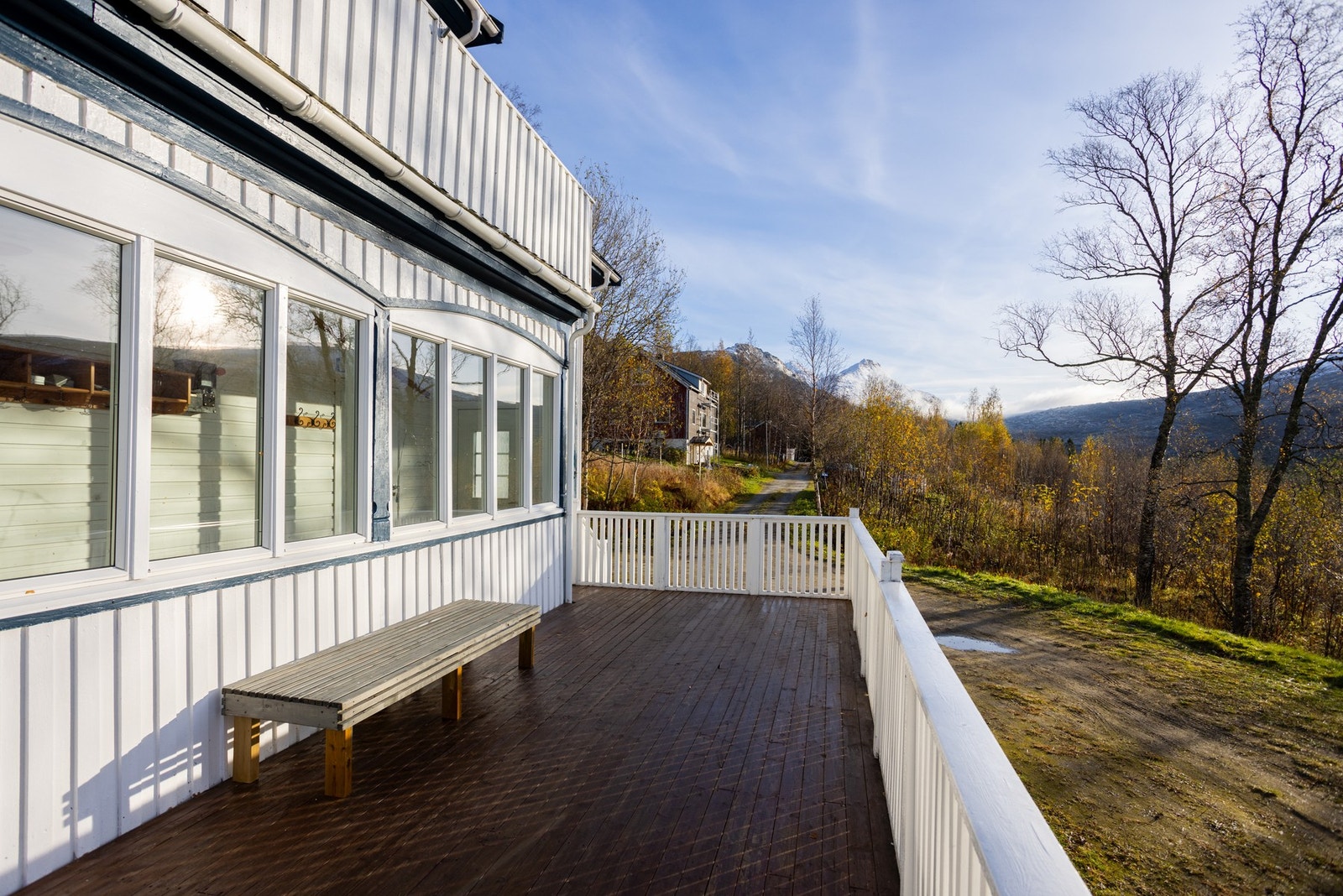 Rikelig med rom for hygge i frisk luft og med utsikt! Galleribilde