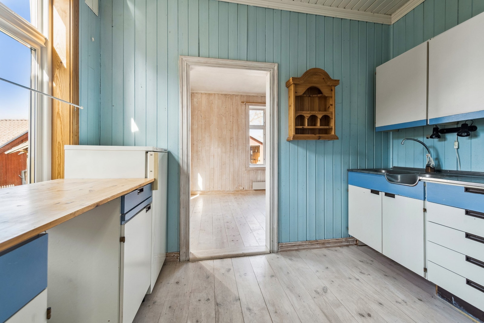 Hybelkjøkken - vannledning er frakoblet i dette kjøkkenet pr. i dag Galleribilde