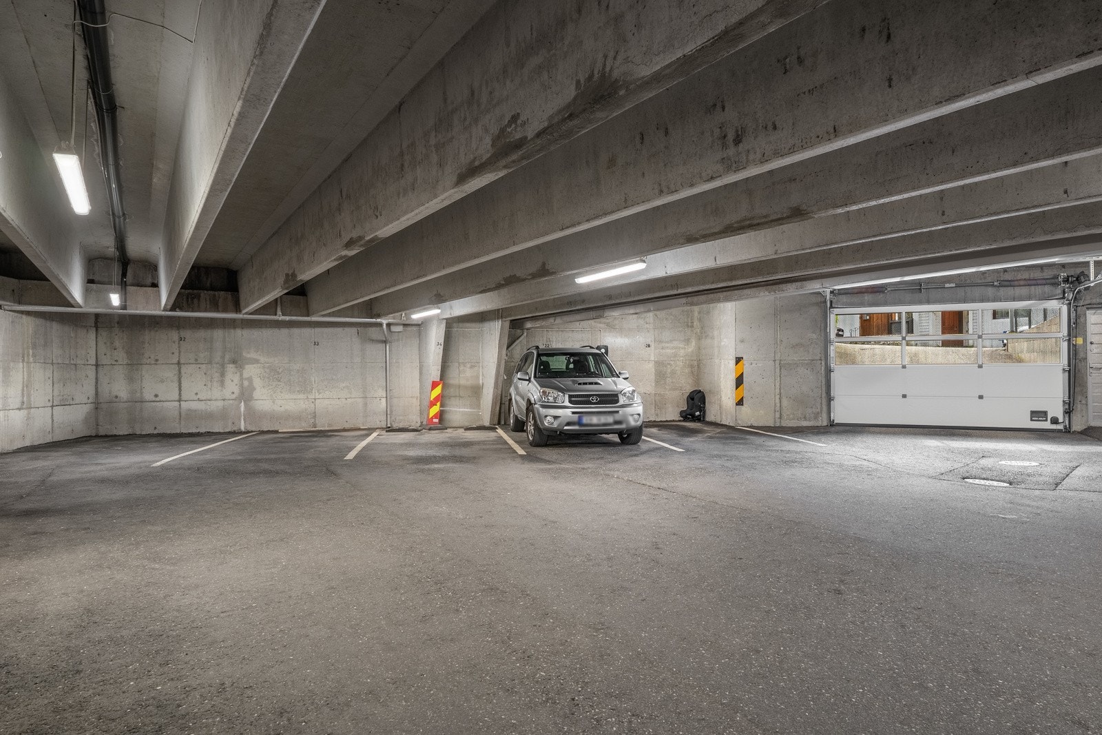 Med i handelen følger det fast garasjeplass i felles garasjeanlegg. Galleribilde