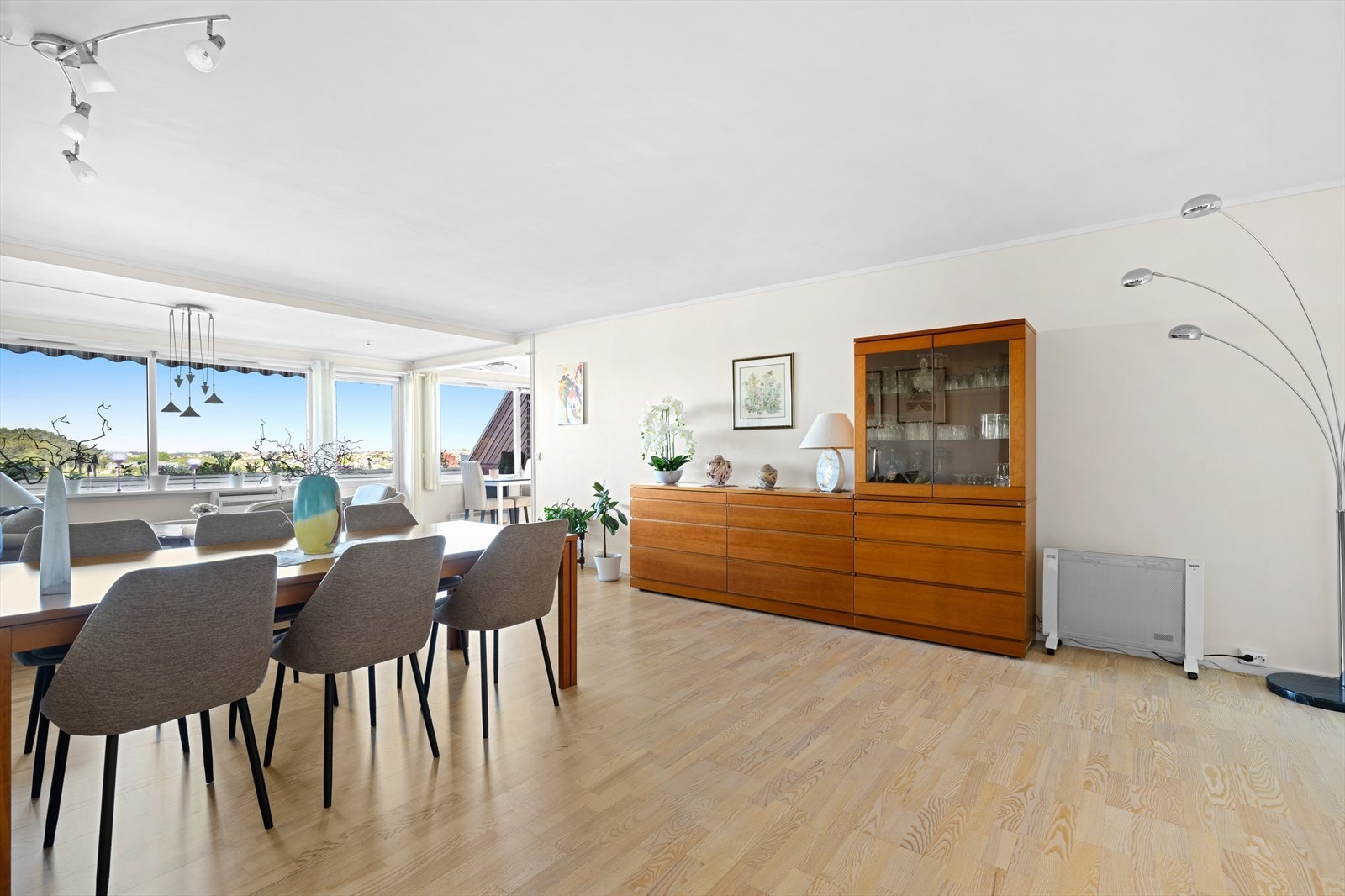 Spisestue 02 Galleribilde