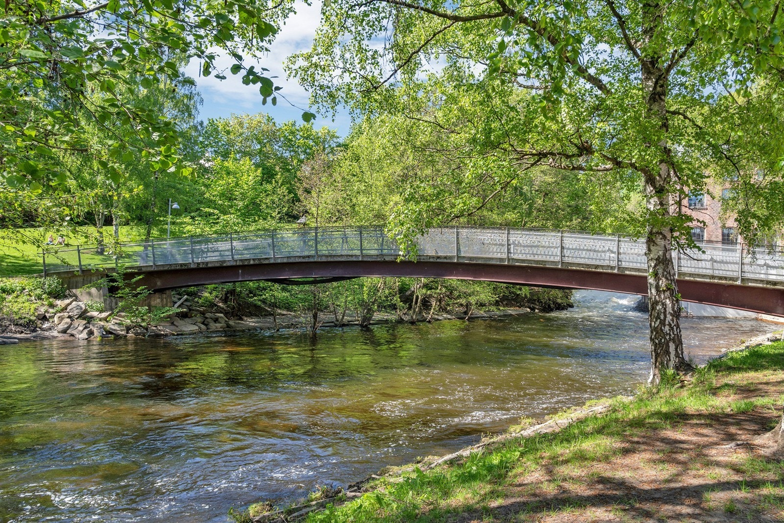 Det er heller ikke lang vei til fine turstier langs Akerselva. Galleribilde