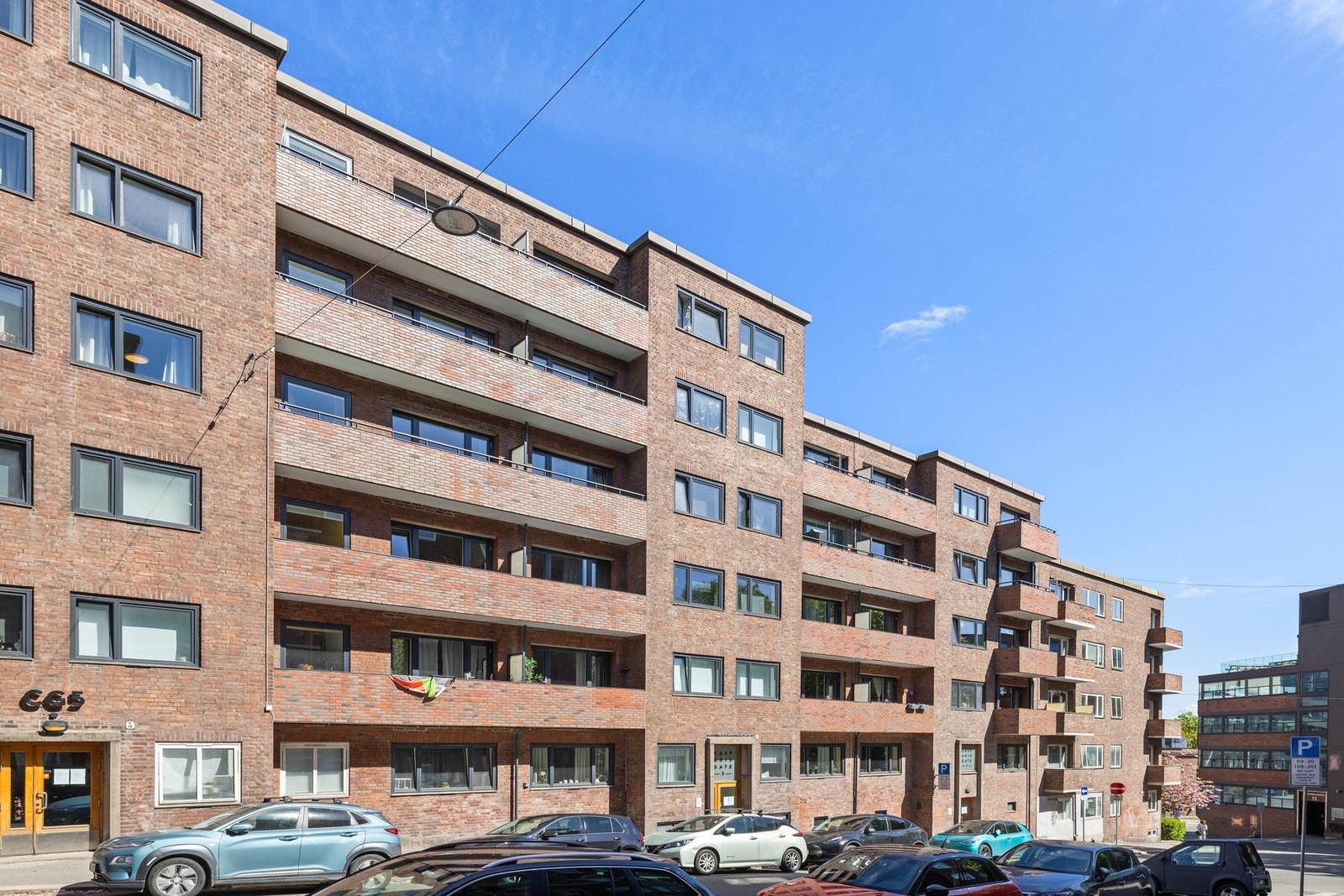 Pen og representabel fasade. Galleribilde