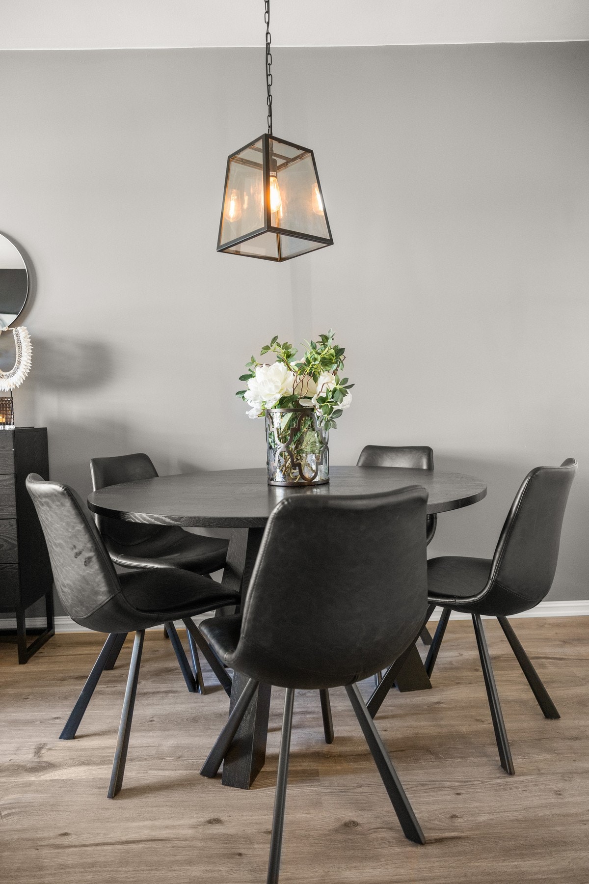 God plass til spisebord. Galleribilde