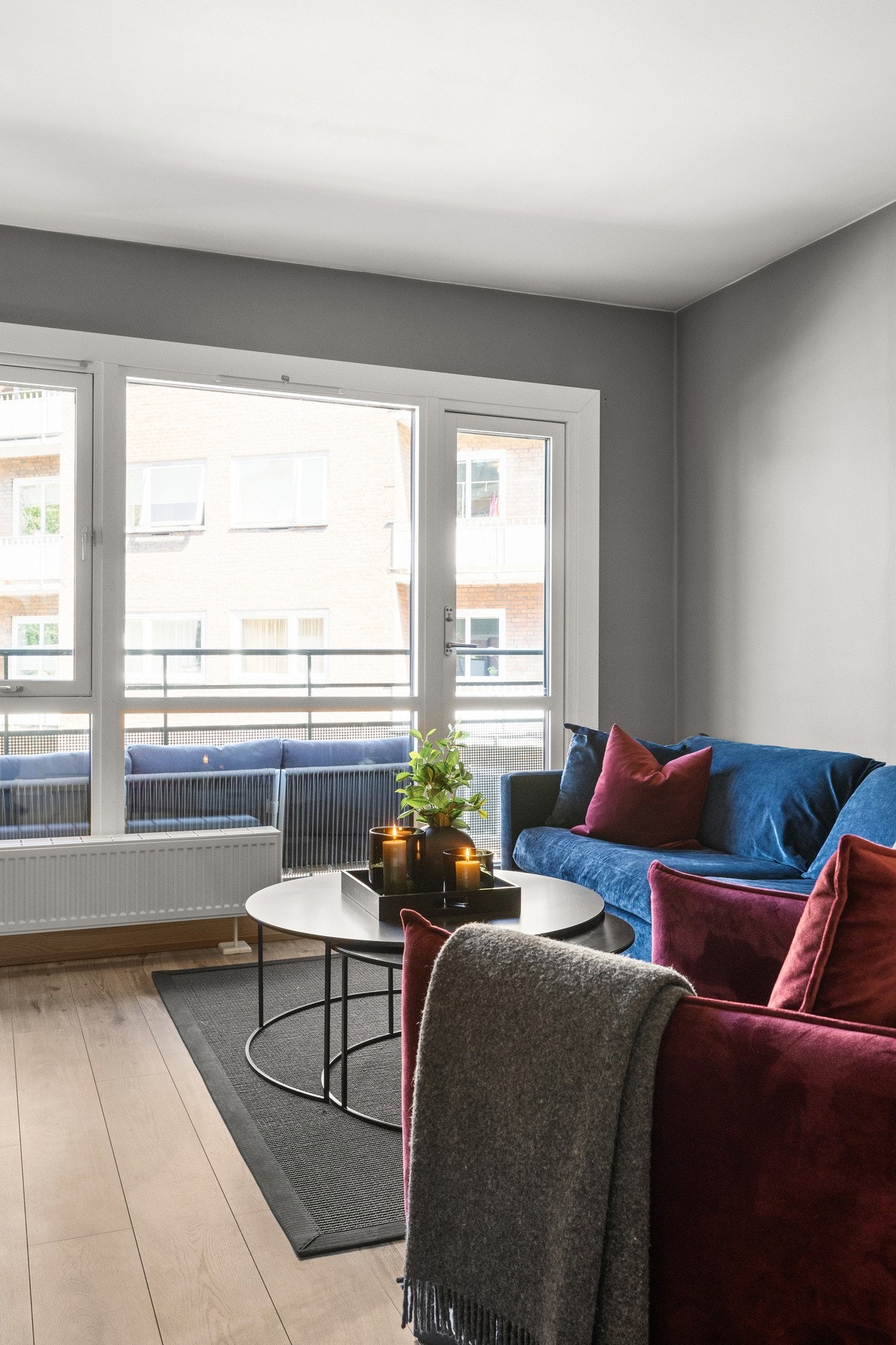 Stuens utforming gjør det enkelt å innrede. Galleribilde