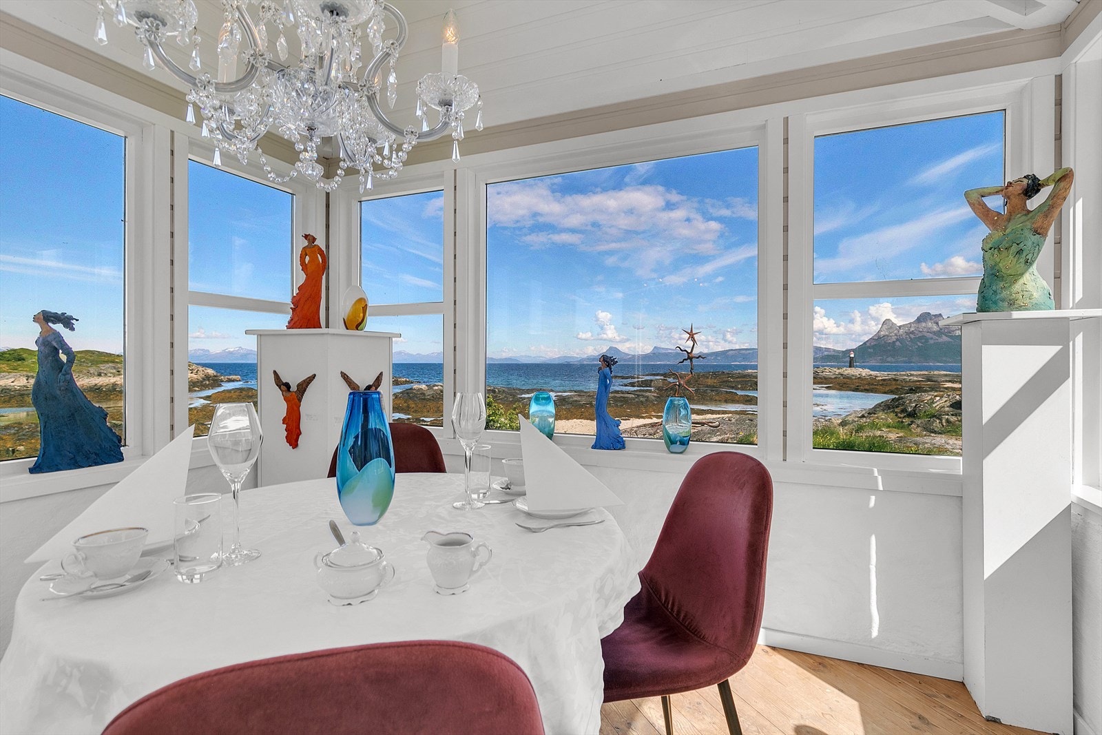 Galleri - Champagnehuset - 5.jpg Galleribilde