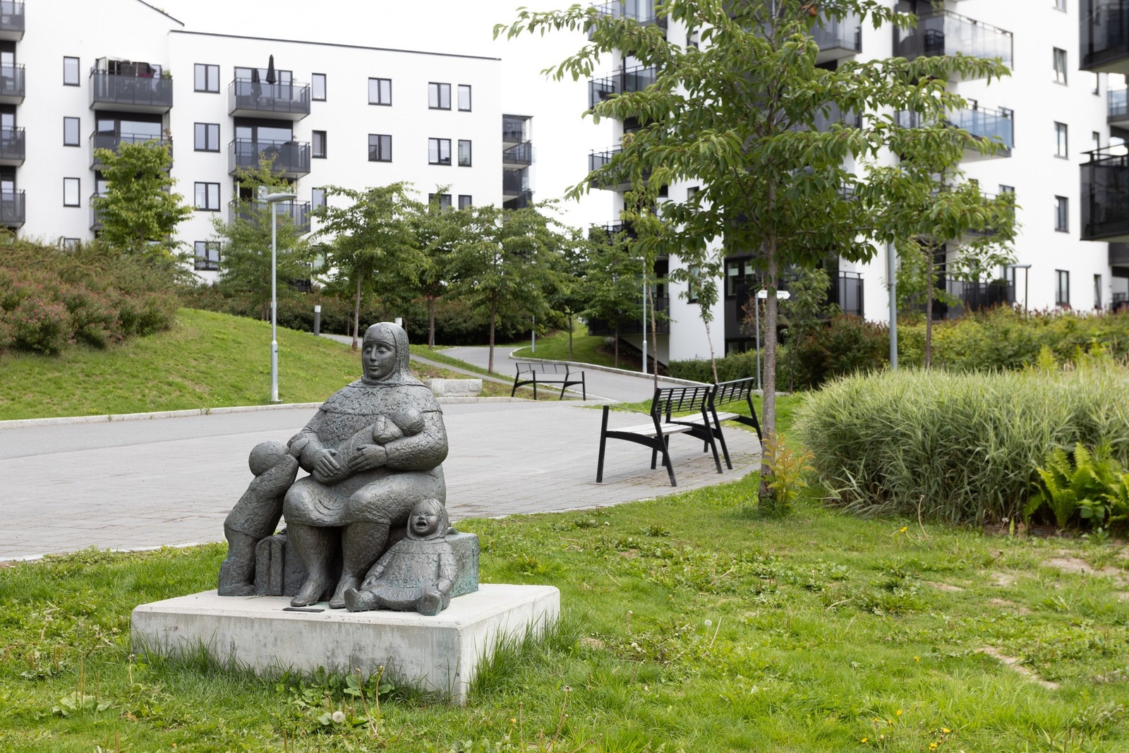 Nærmeste barnehage er Nybyen barnehage som ligger i Mørtelverksbakken 29. Galleribilde