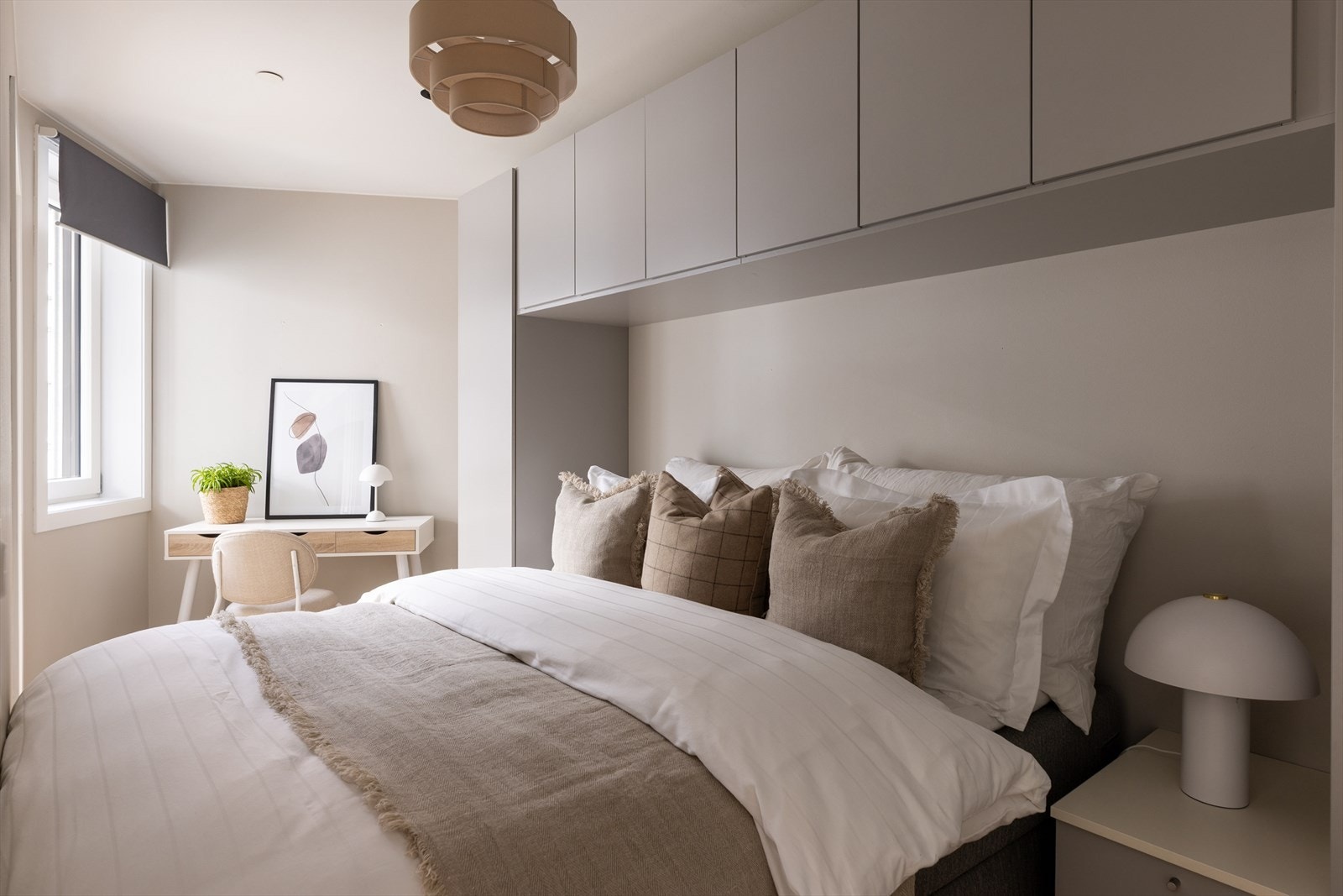 Pent og innbydende soverom av god størrelse. Galleribilde