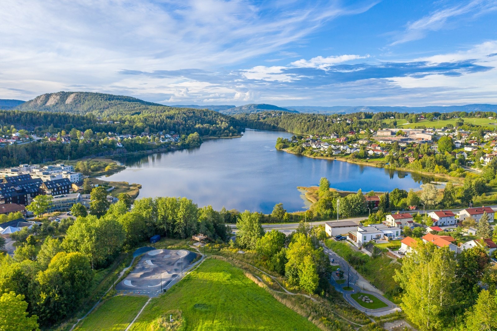 Norges første sykkelpark åpnet i Heggedal sommeren 2015, og er et populært sted for store og små. Galleribilde