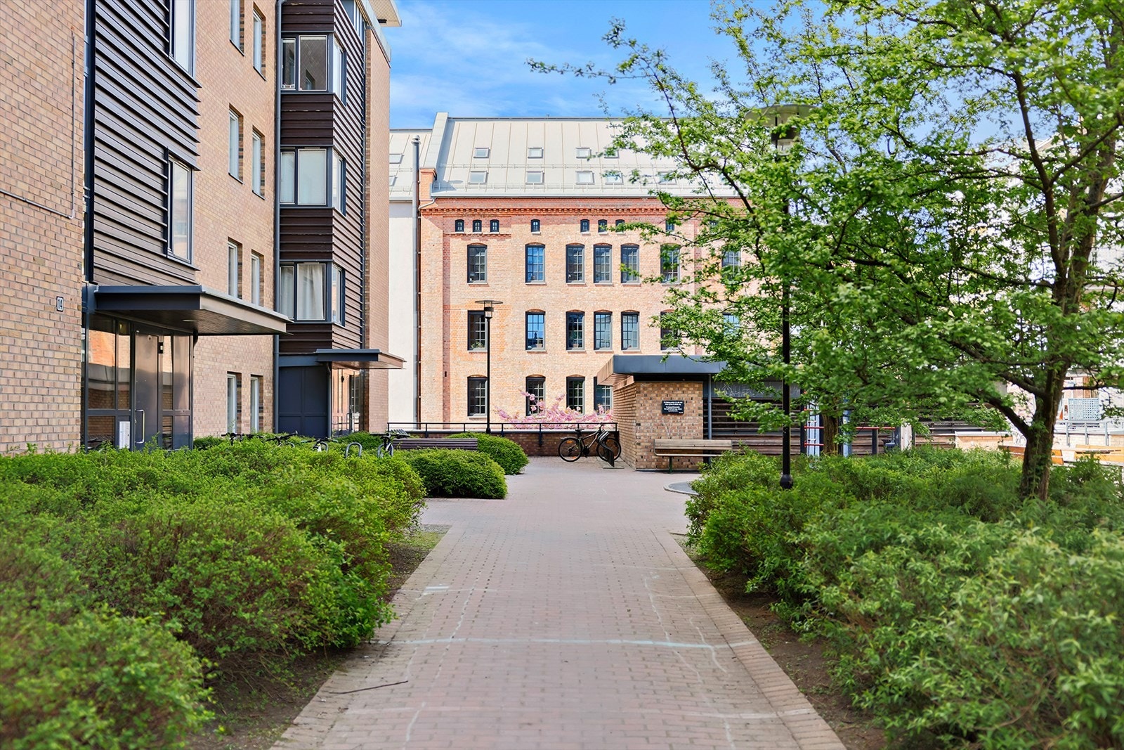 Pent opparbeidede områder rundt boligen. Galleribilde