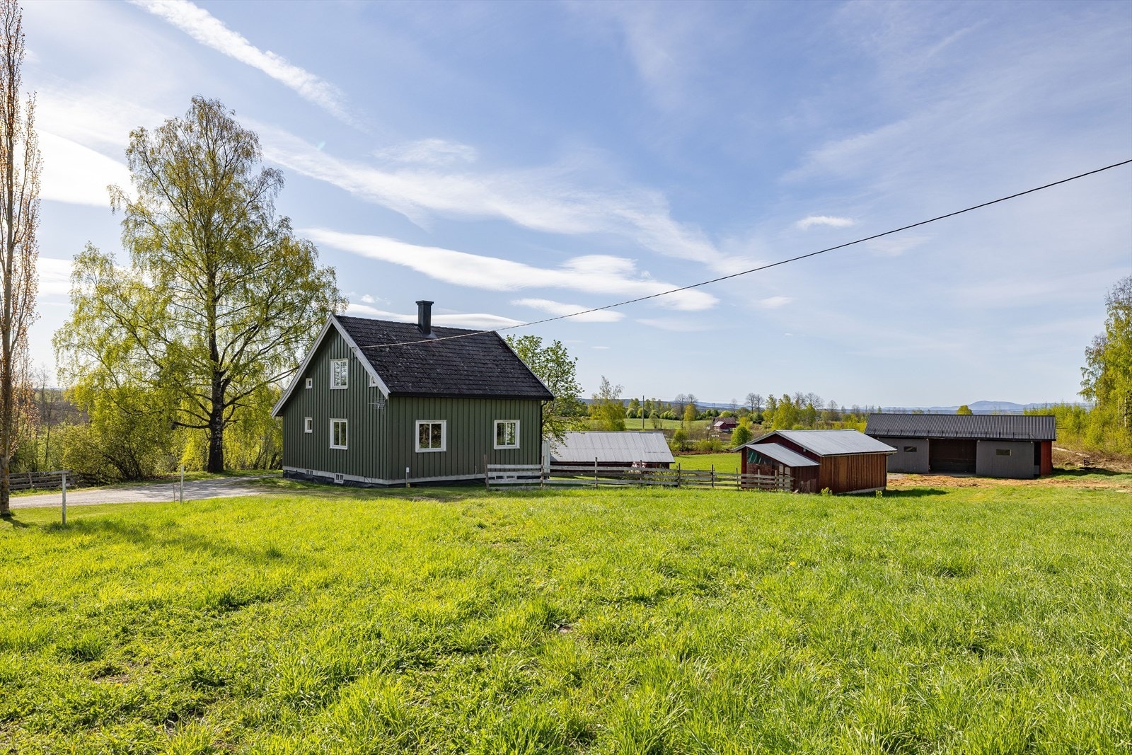 Velkommen til Kongsvegen 1060 i Løten! Galleribilde