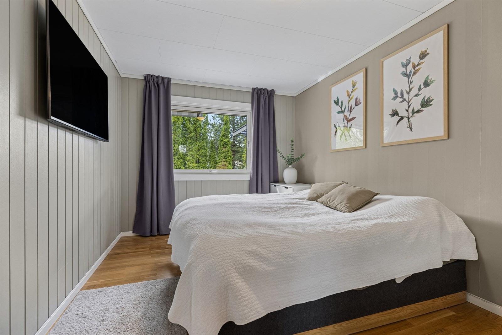 Soverom 1. etg. Galleribilde