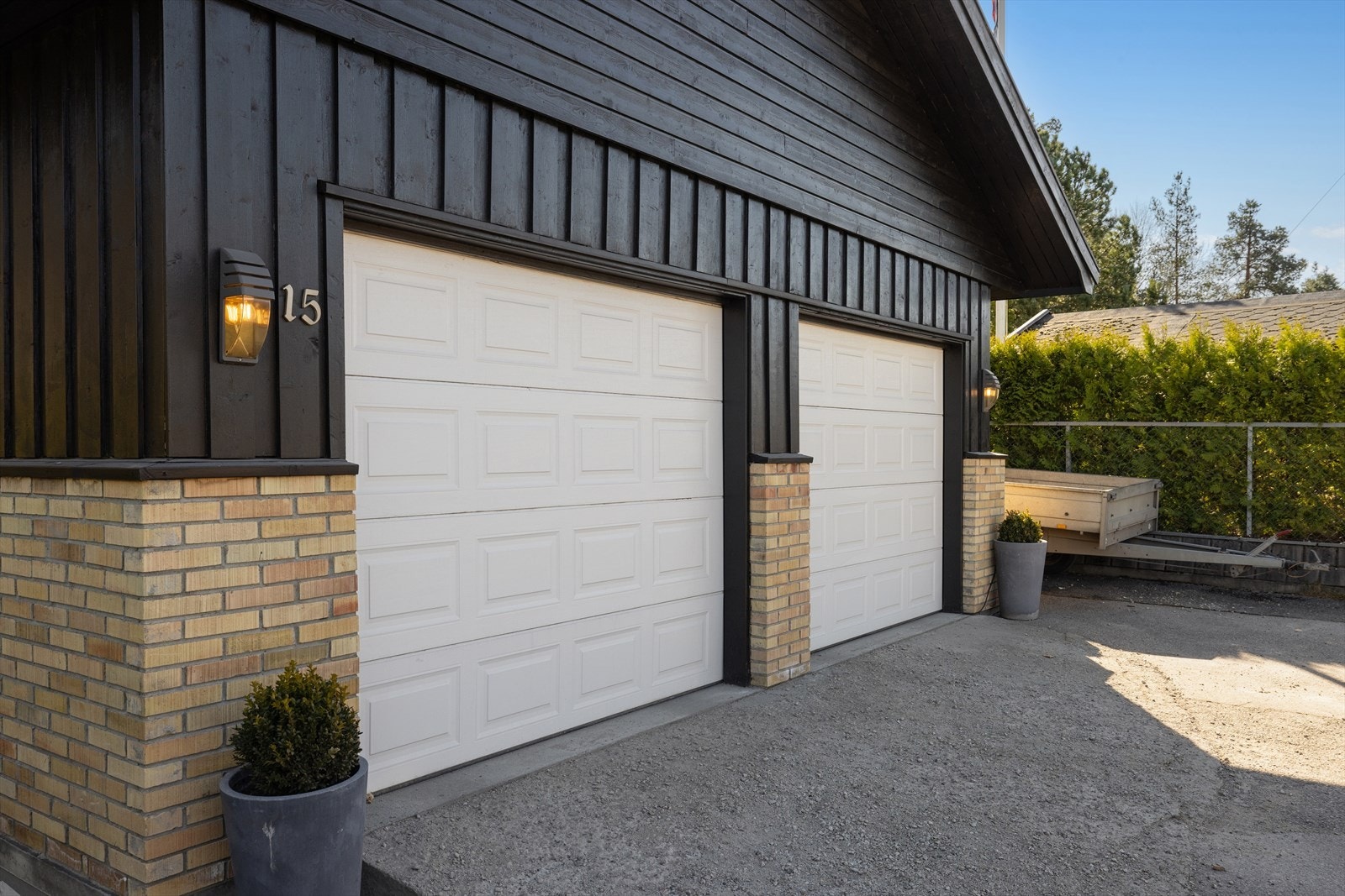 Integrert dobbeltgarasje på 40 kvm Galleribilde