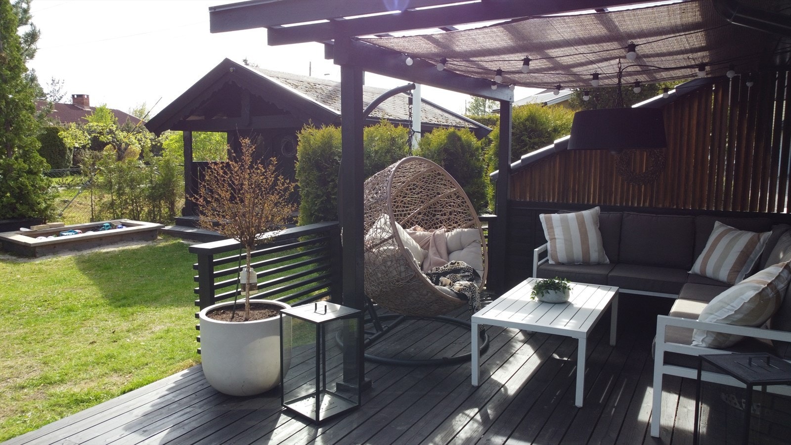 Det er totalt 59 kvm terrasseareal på eiendommen Galleribilde