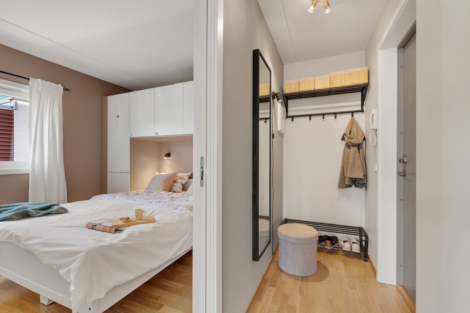 Leiligheten inneholder et romslig og flott soverom. Galleribilde
