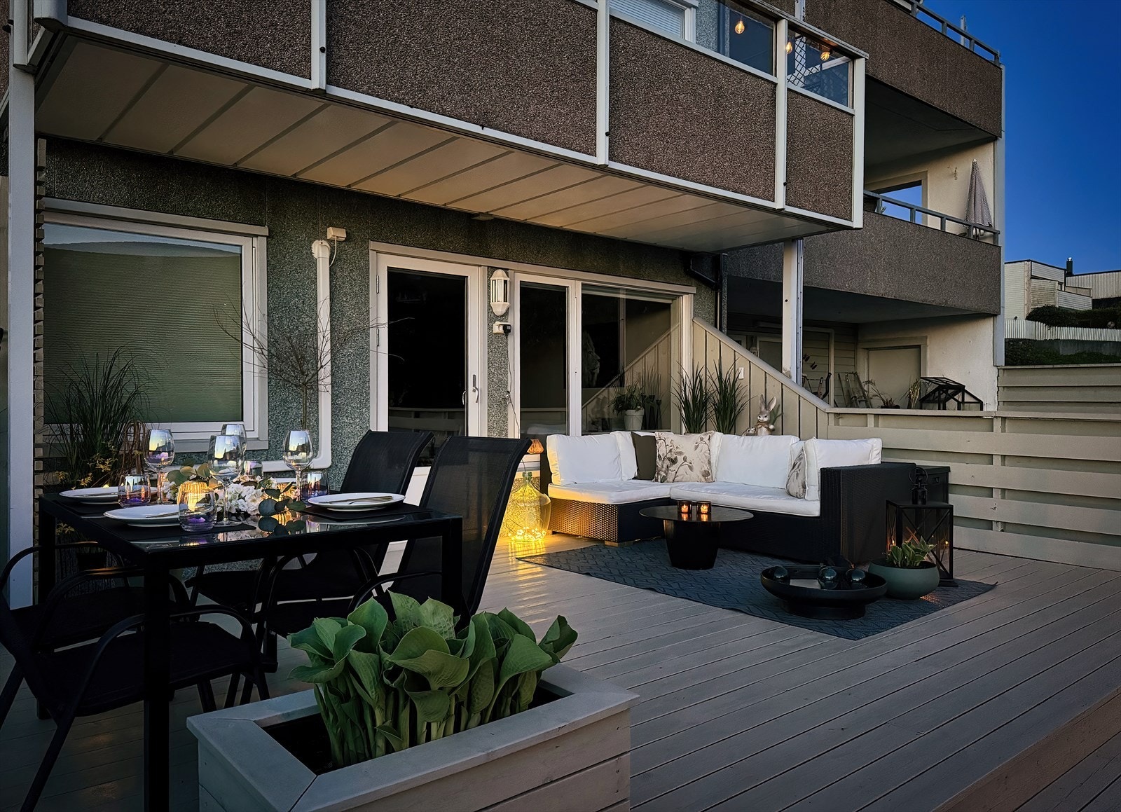 Kveldsstemning på terrassen! Galleribilde