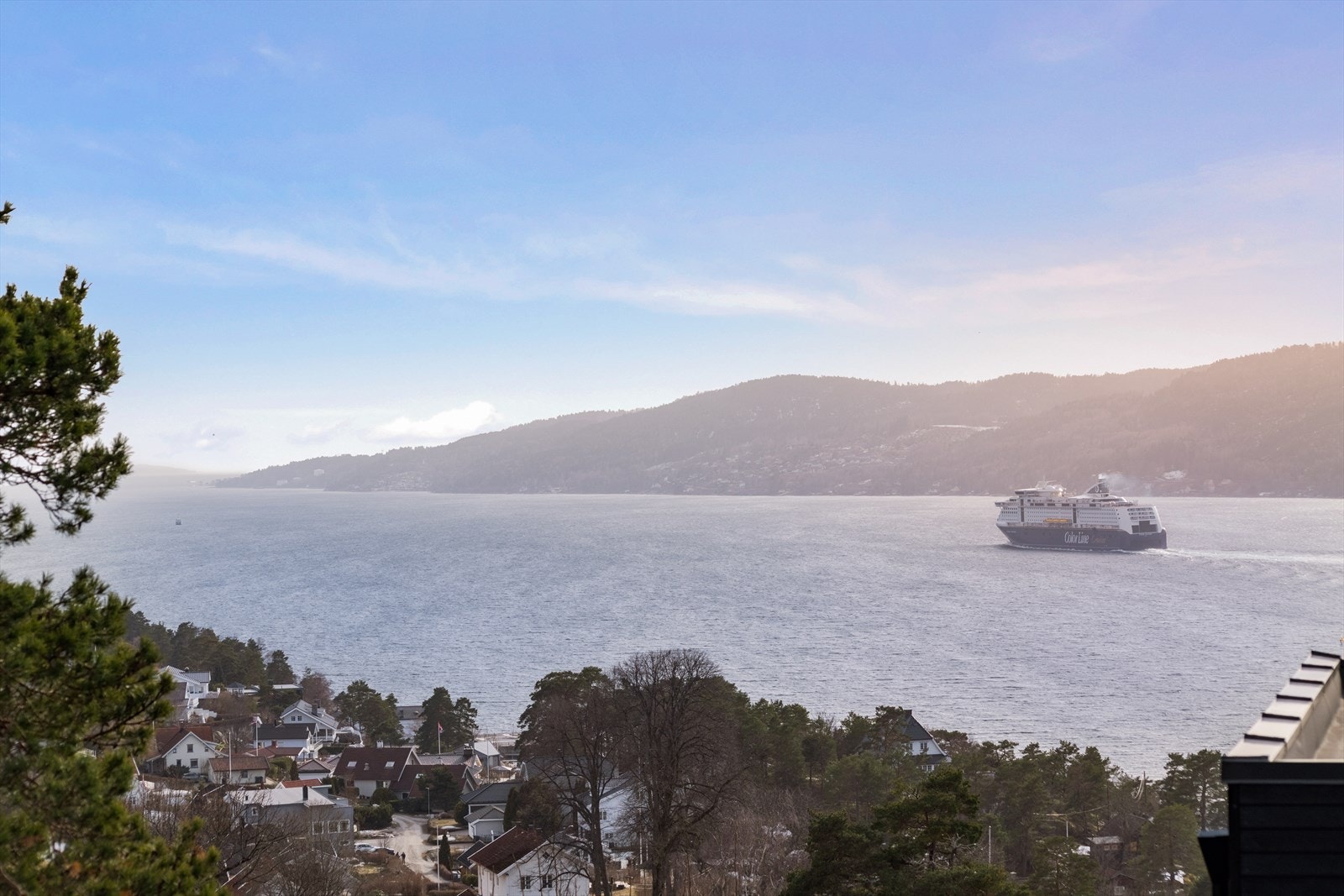 Flott fjordutsikt Galleribilde