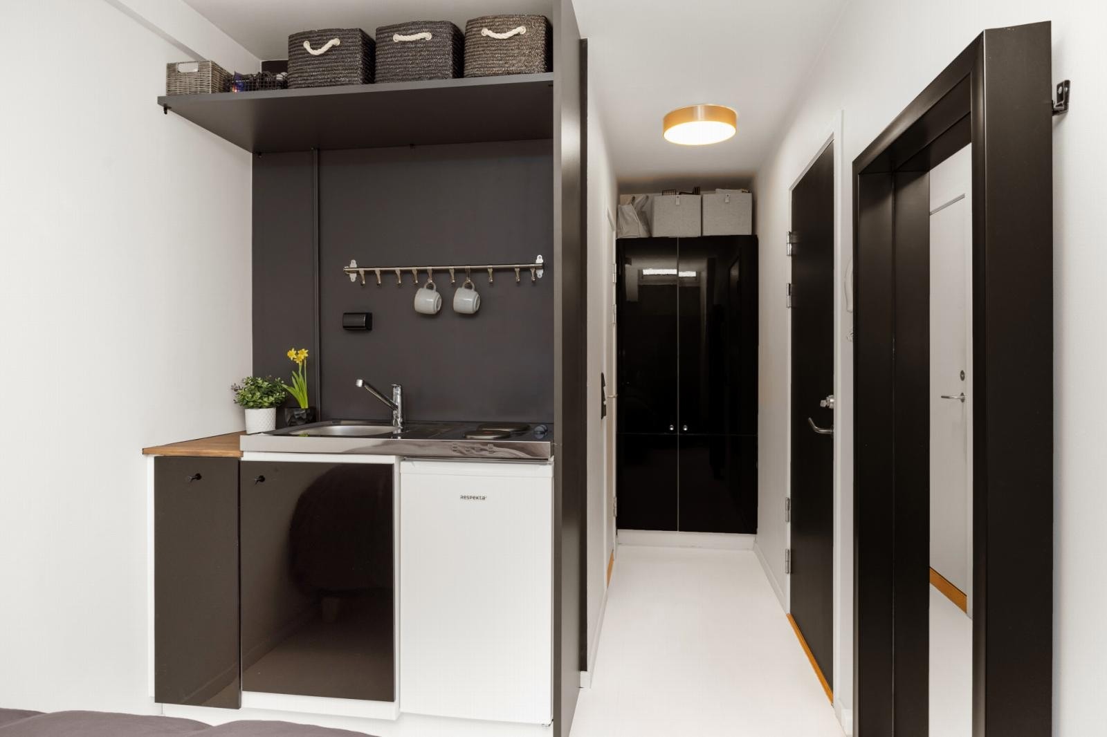 Hybelkjøkkenet er nytt fra 2025 og montert av fagfolk. Galleribilde